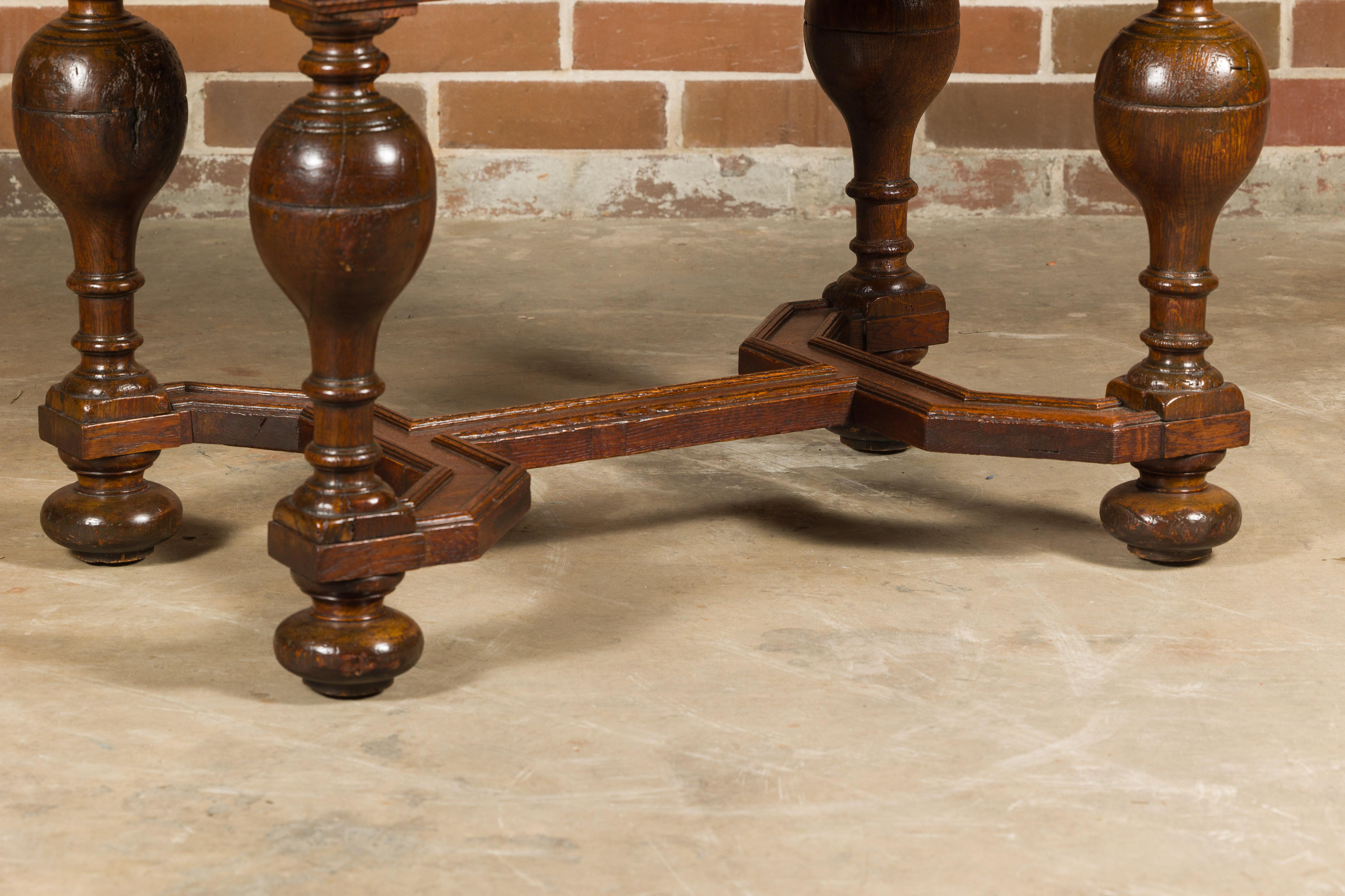 English 19th Century Oak Table with Carved Apron and Turned Baluster Legs For Sale 8