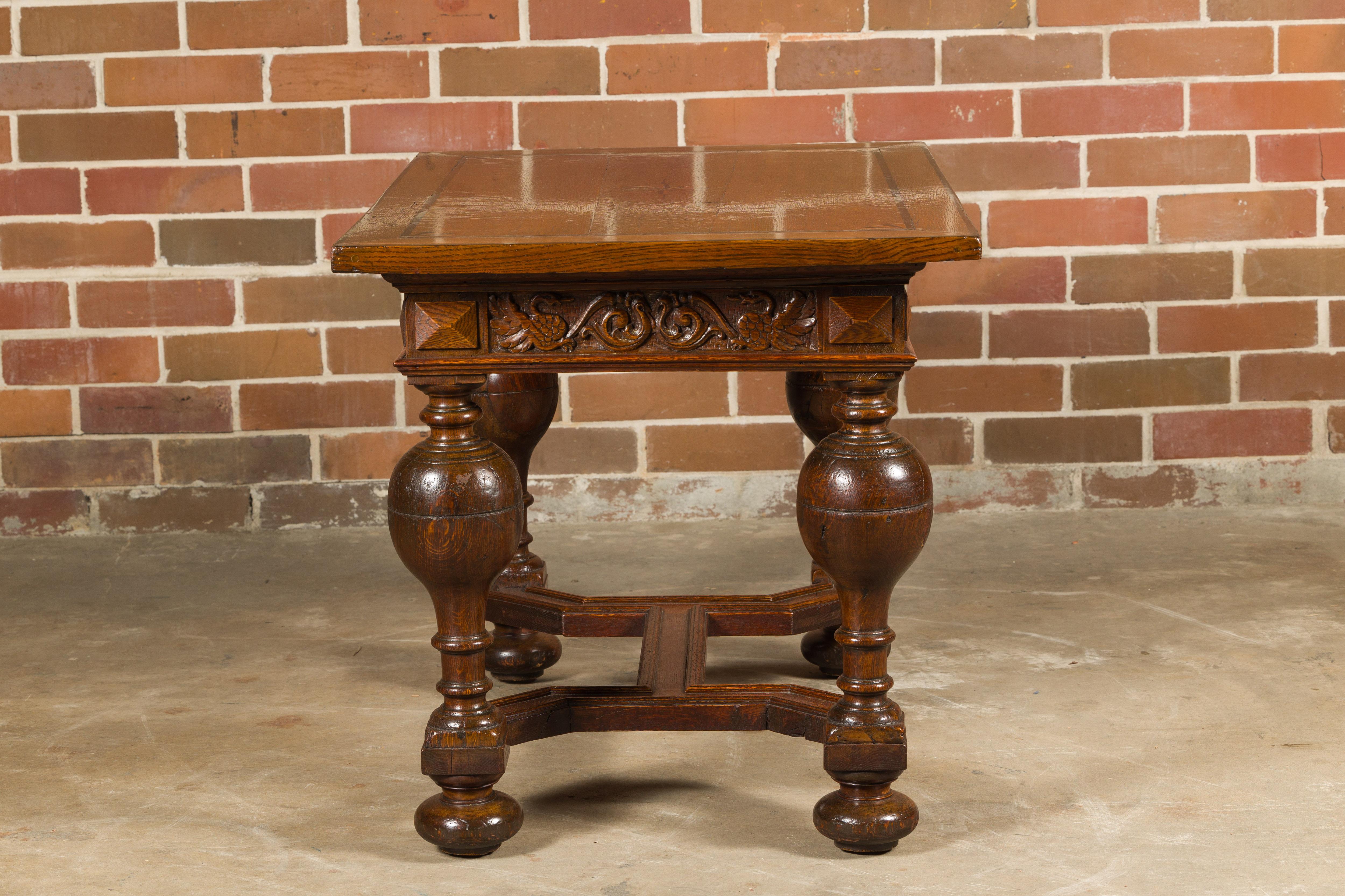 English 19th Century Oak Table with Carved Apron and Turned Baluster Legs For Sale 9