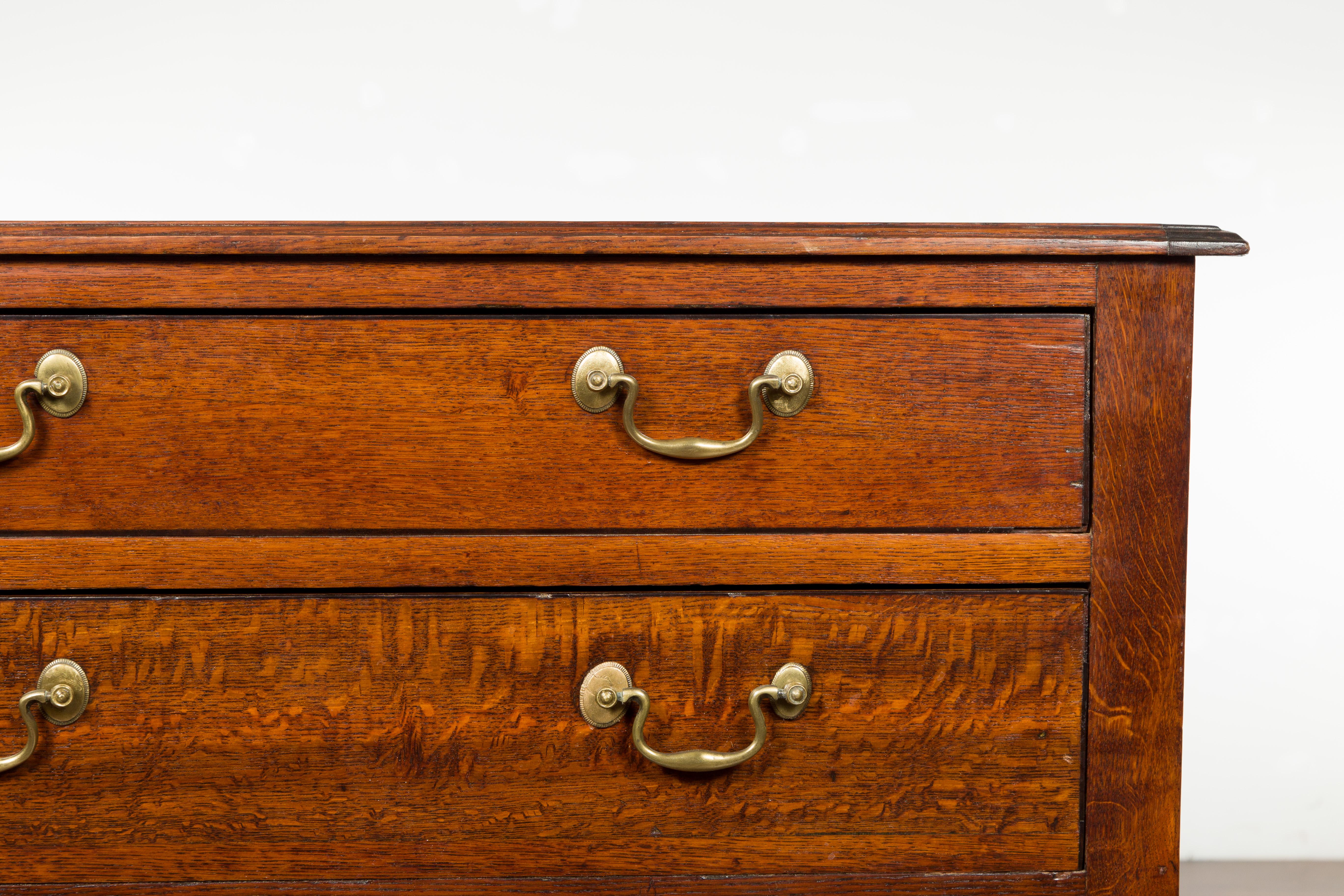 English 19th Century Oak Two-Drawer Chest with Brass Pulls and Straight Legs 4