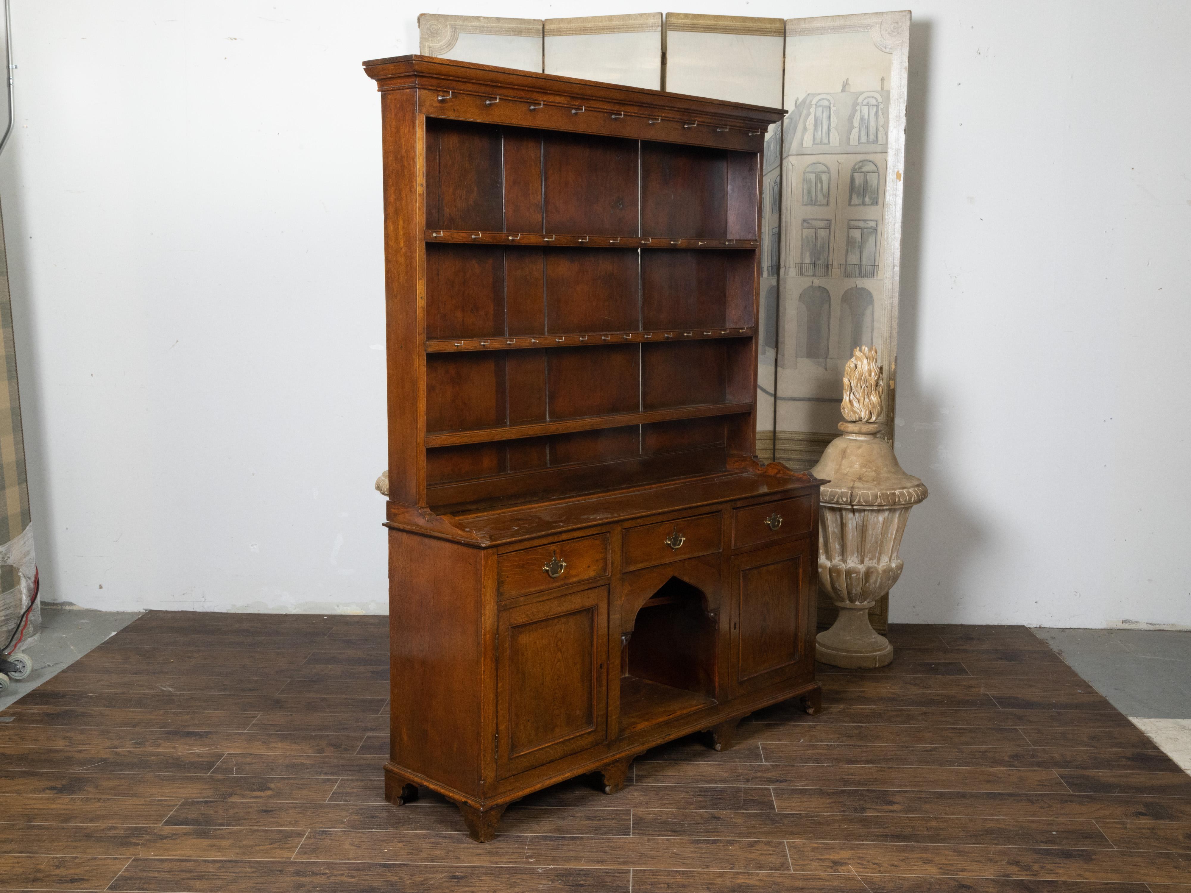 English 19th Century Oak Welsh Dresser with Open Shelves and Low Sideboard For Sale 1