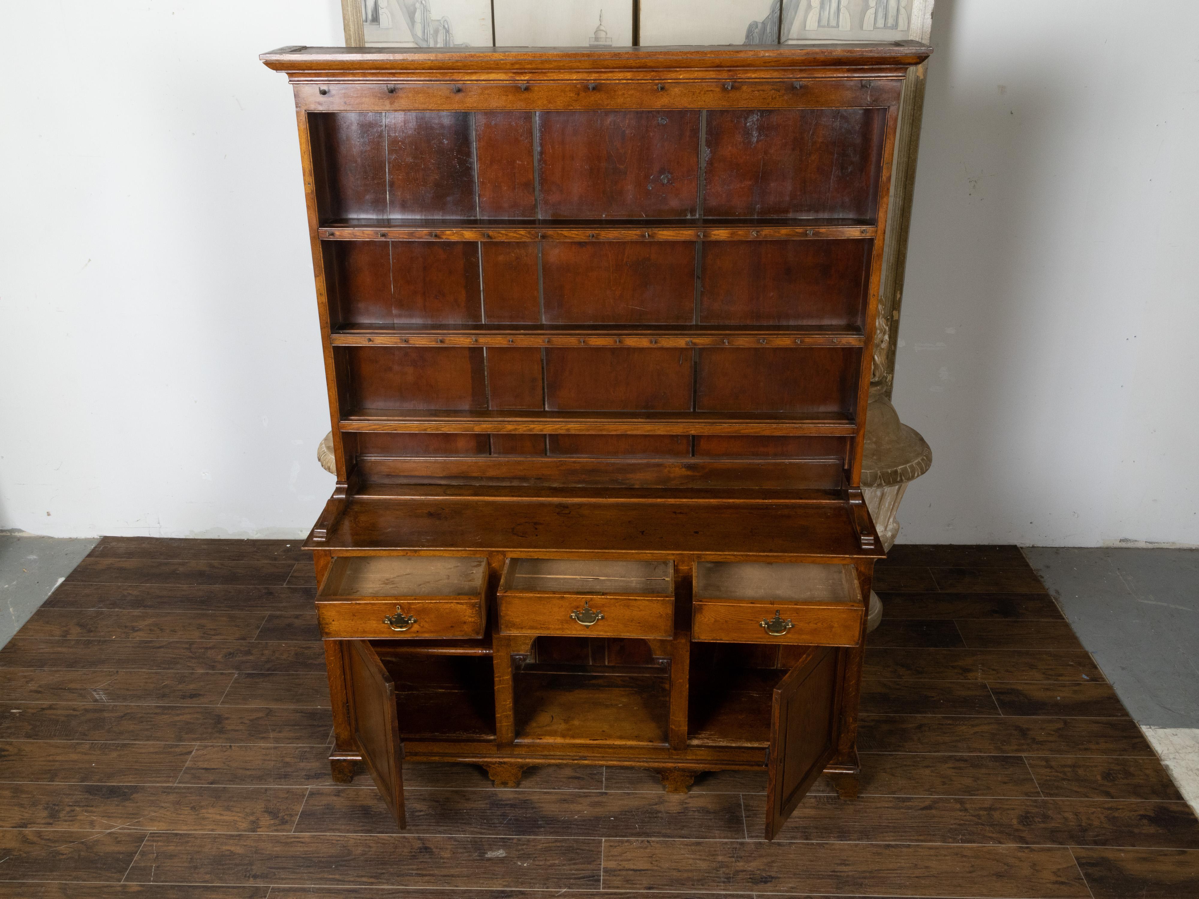 English 19th Century Oak Welsh Dresser with Open Shelves and Low Sideboard For Sale 3