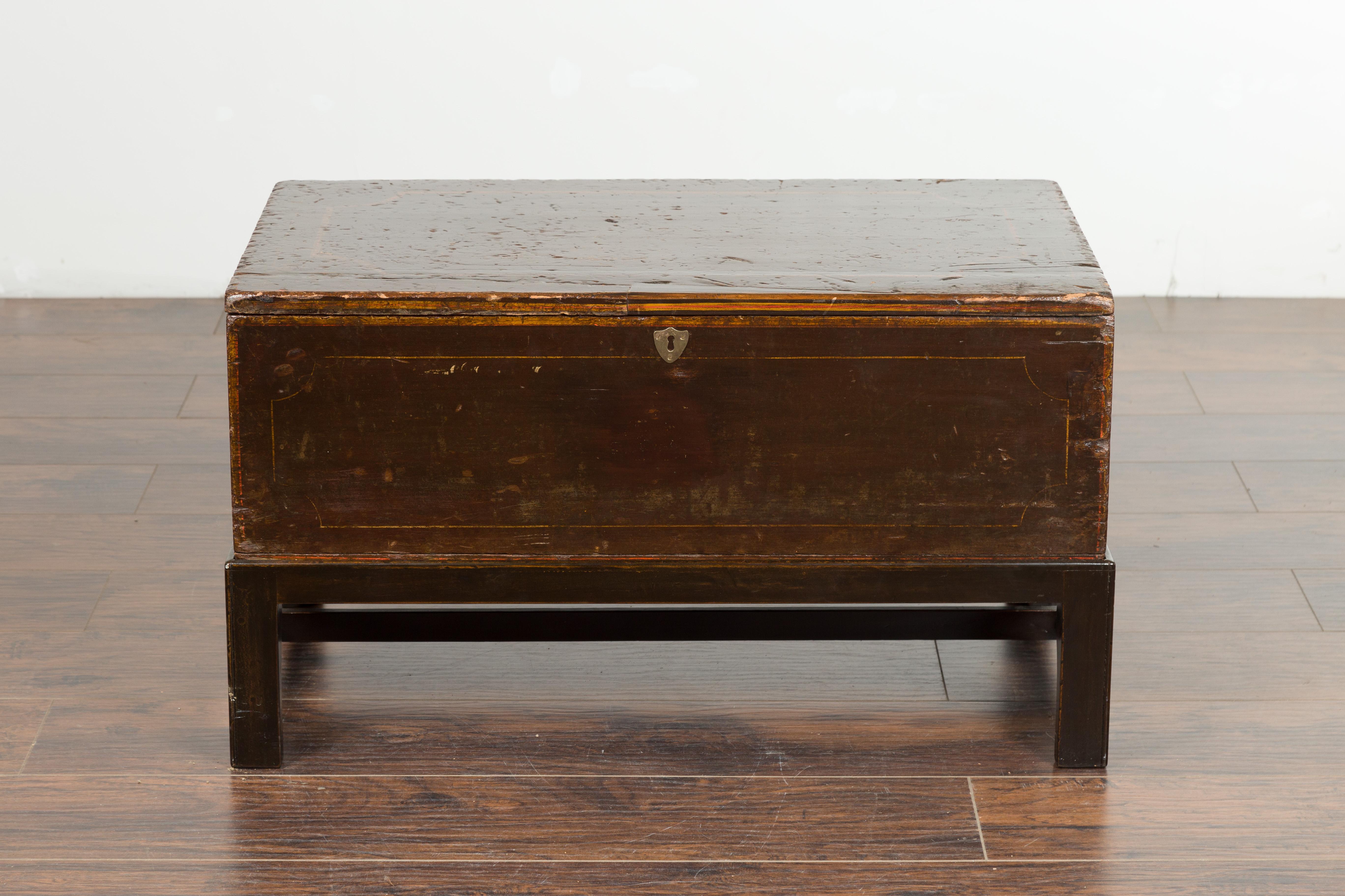 English 19th Century Painted Wood Box Mounted on a Newer Custom Stand For Sale 1
