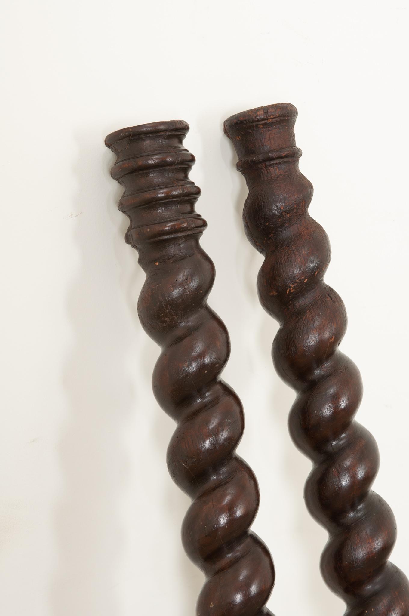 Fait main Paire de colonnes à torsion en orge du 19ème siècle en vente