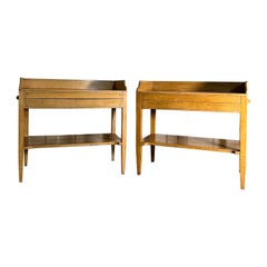 Antique English 19th Century Pair of Wash Stands