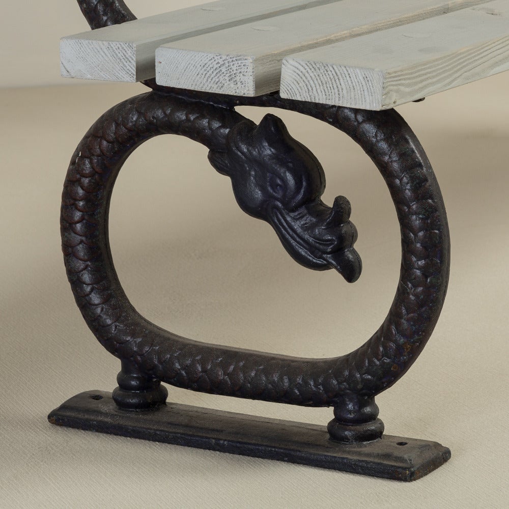 English 19th Century Patinated Cast Iron and Wooden Bench For Sale 2