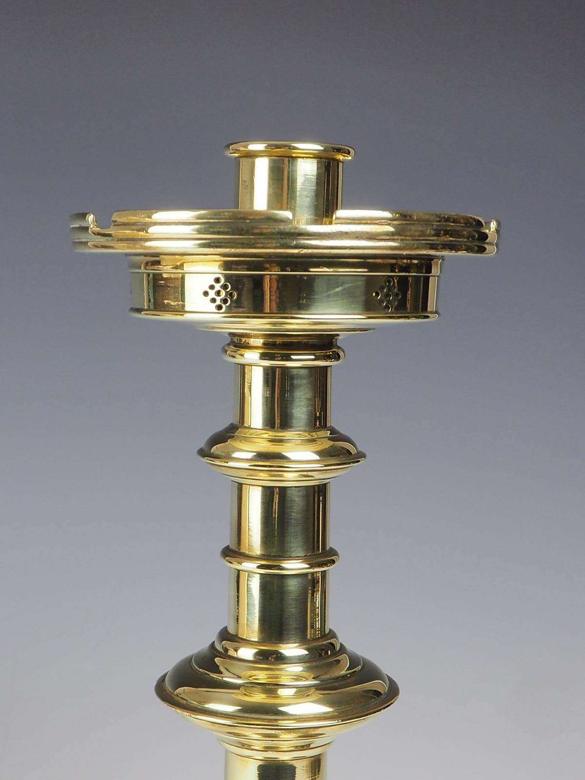 English 19th Century Pierced Brass Castellated Candle Holder For Sale 1