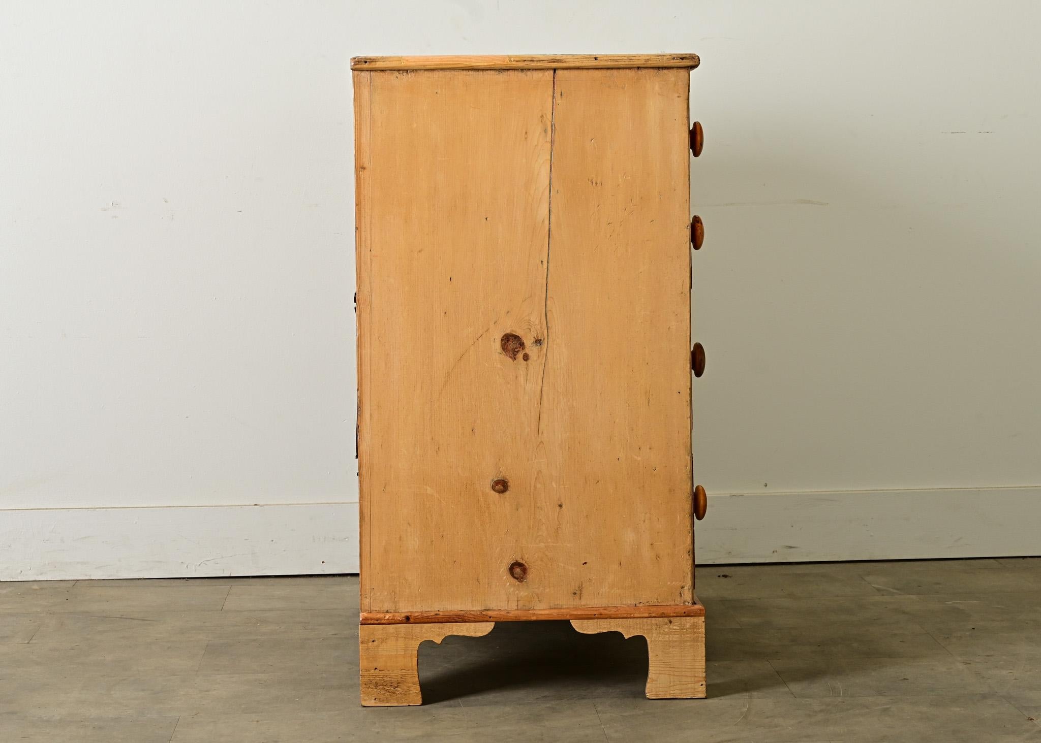 English 19th Century Pine Chest of Drawers 6