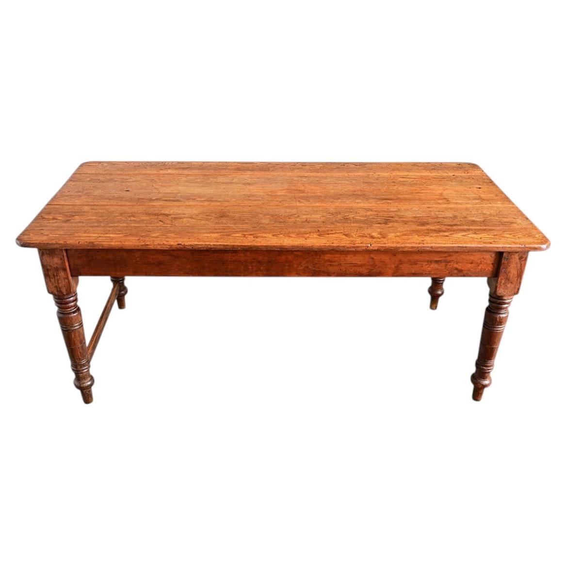English 19th Century Pine Farmhouse Table