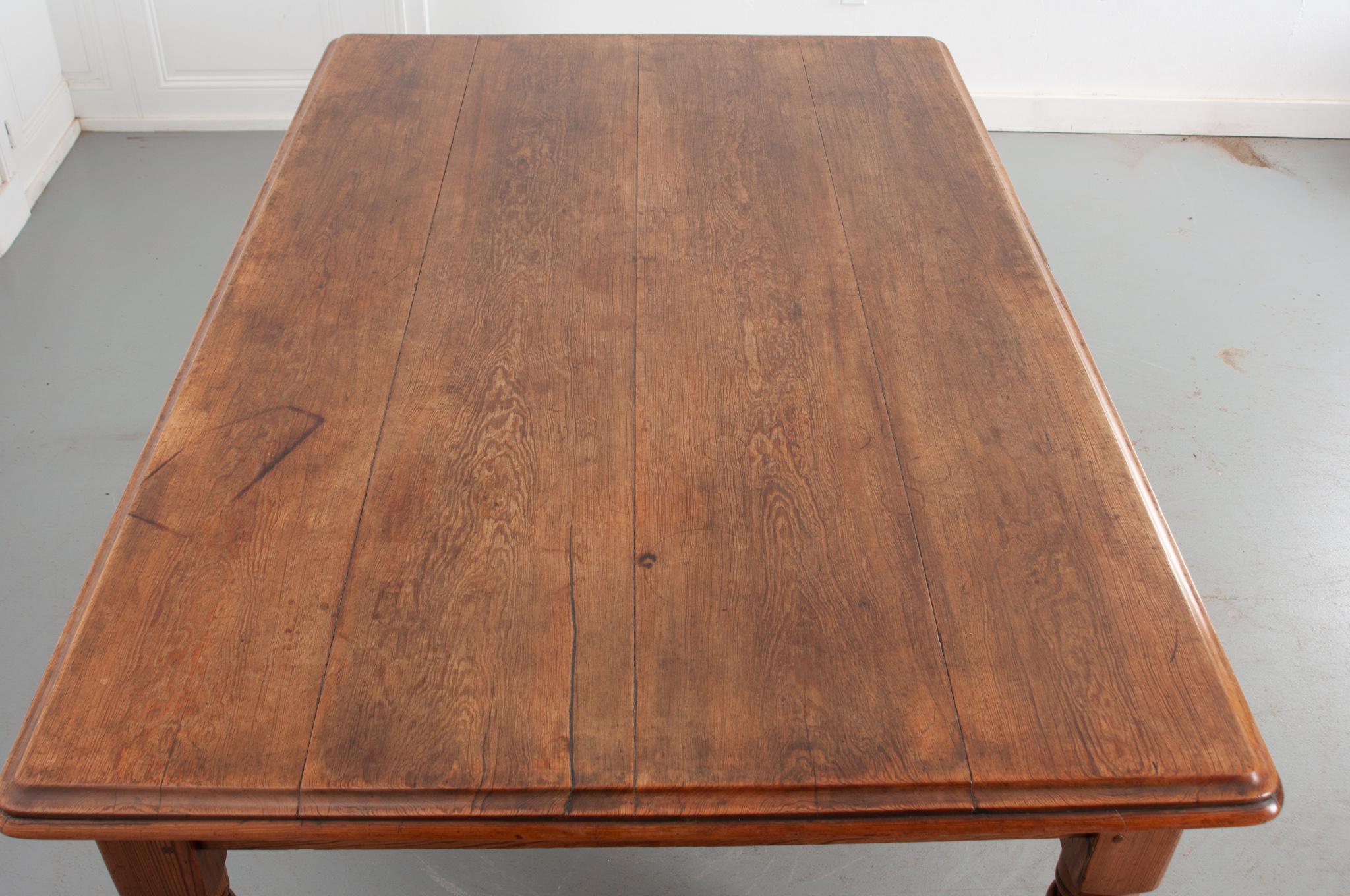 Country English 19th Century Pine Farmhouse Table with Drawers