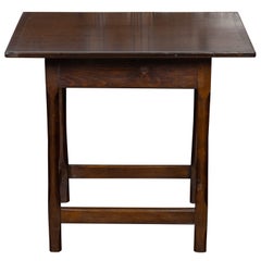 English 19th Century Pine Side Table with Splaying Legs and Side Stretchers