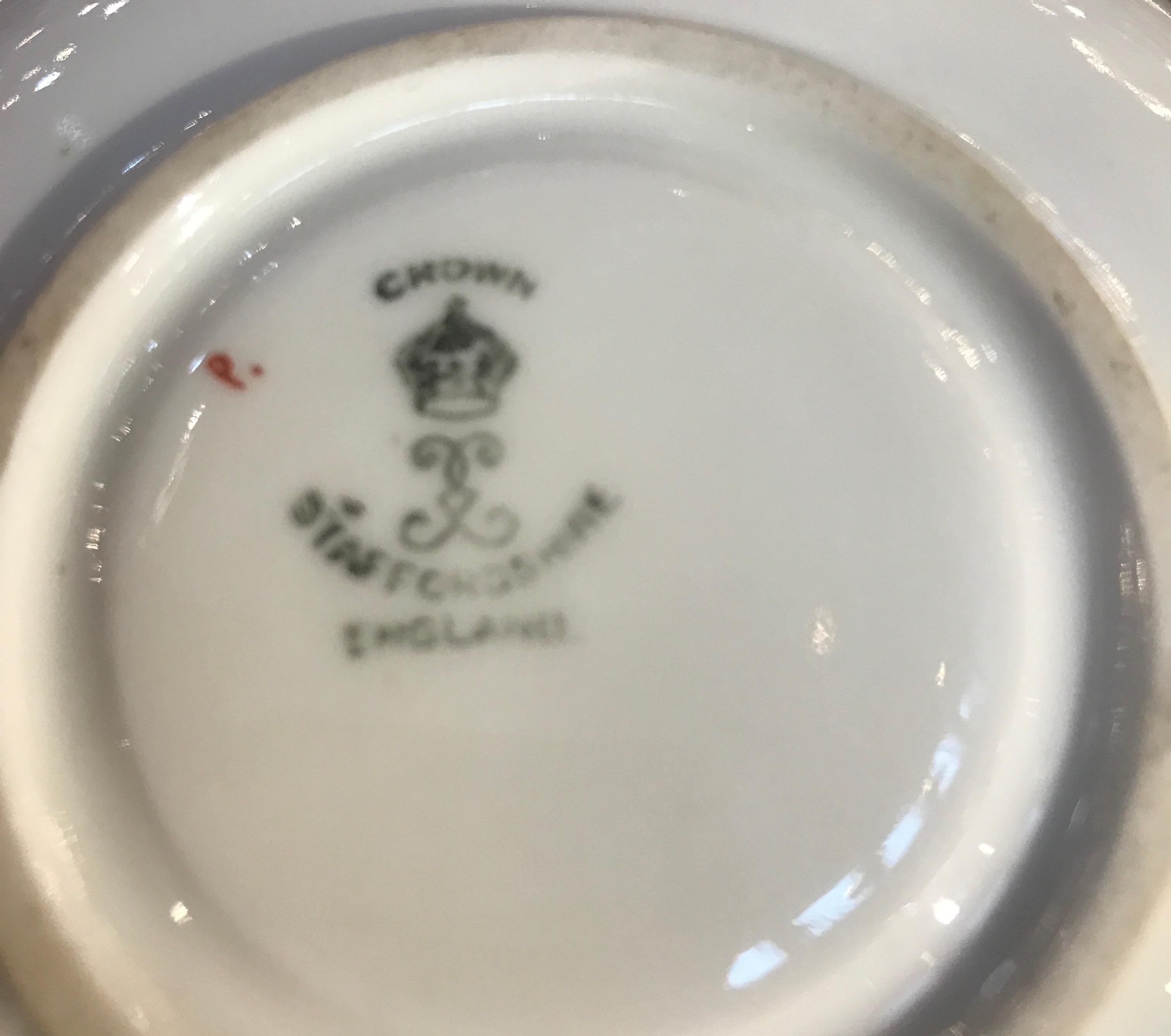 English 19th Century Porcelain Diminutive Tea Pot and Cups 2