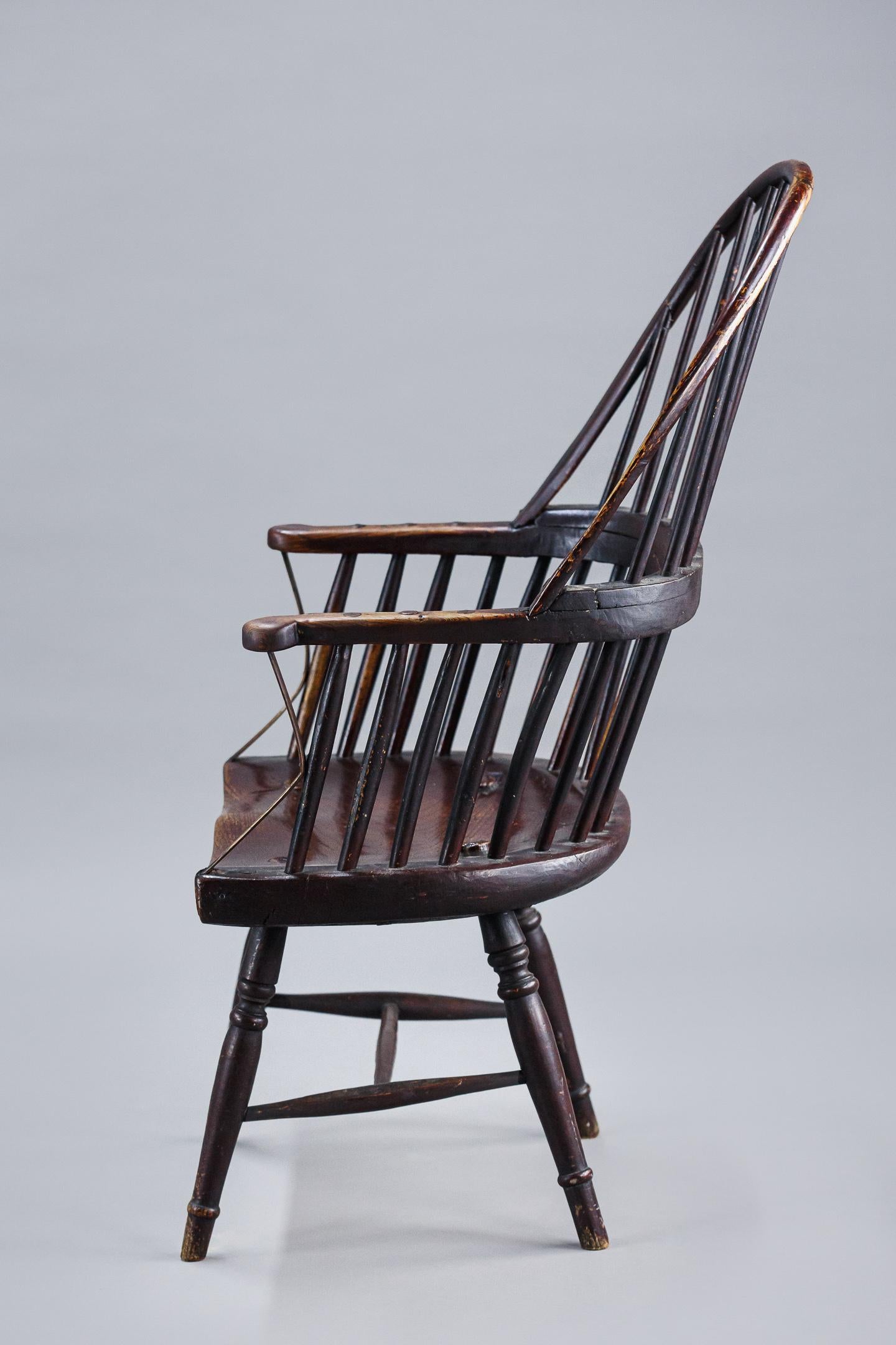 English 19th Century Hoop Back Windsor Chair 2