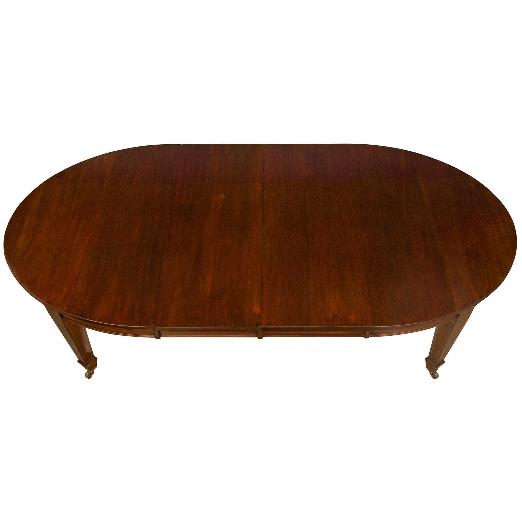 English 19th Century Regency Mahogany Dining Table In Good Condition For Sale In West Palm Beach, FL