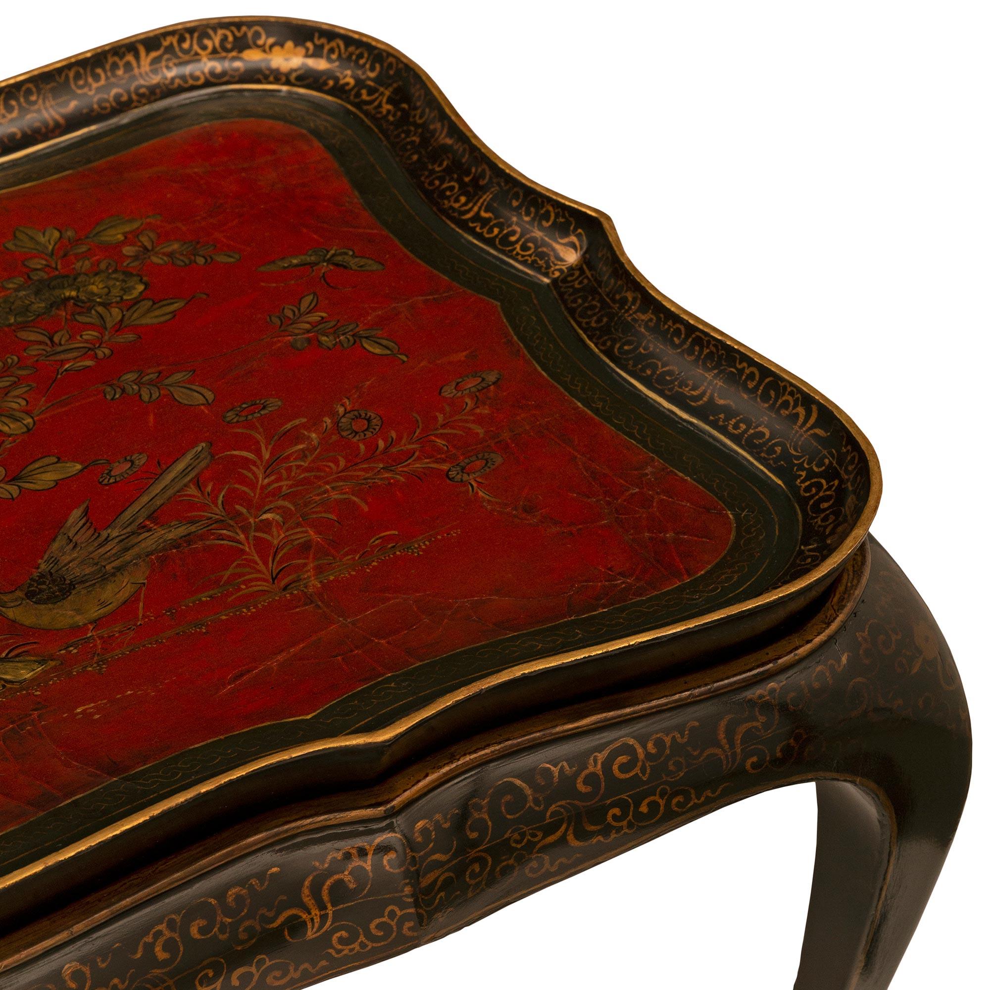Laqué Table basse en laque de style Régence St. Chinoiserie anglaise du 19ème siècle en vente