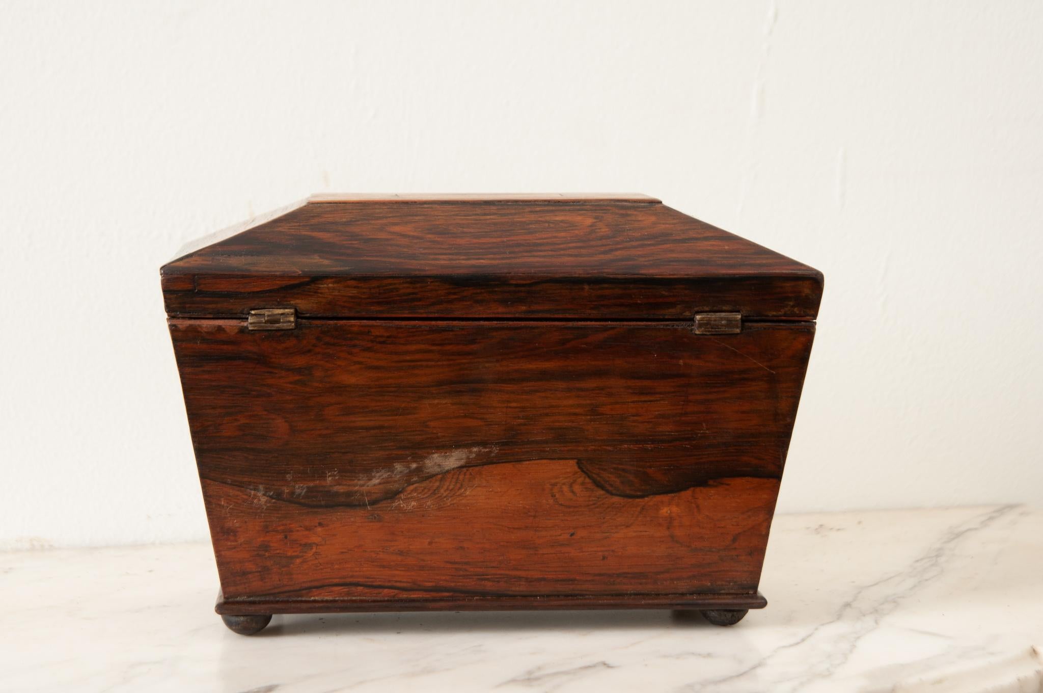 English 19th Century Rosewood Tea Caddy For Sale 3
