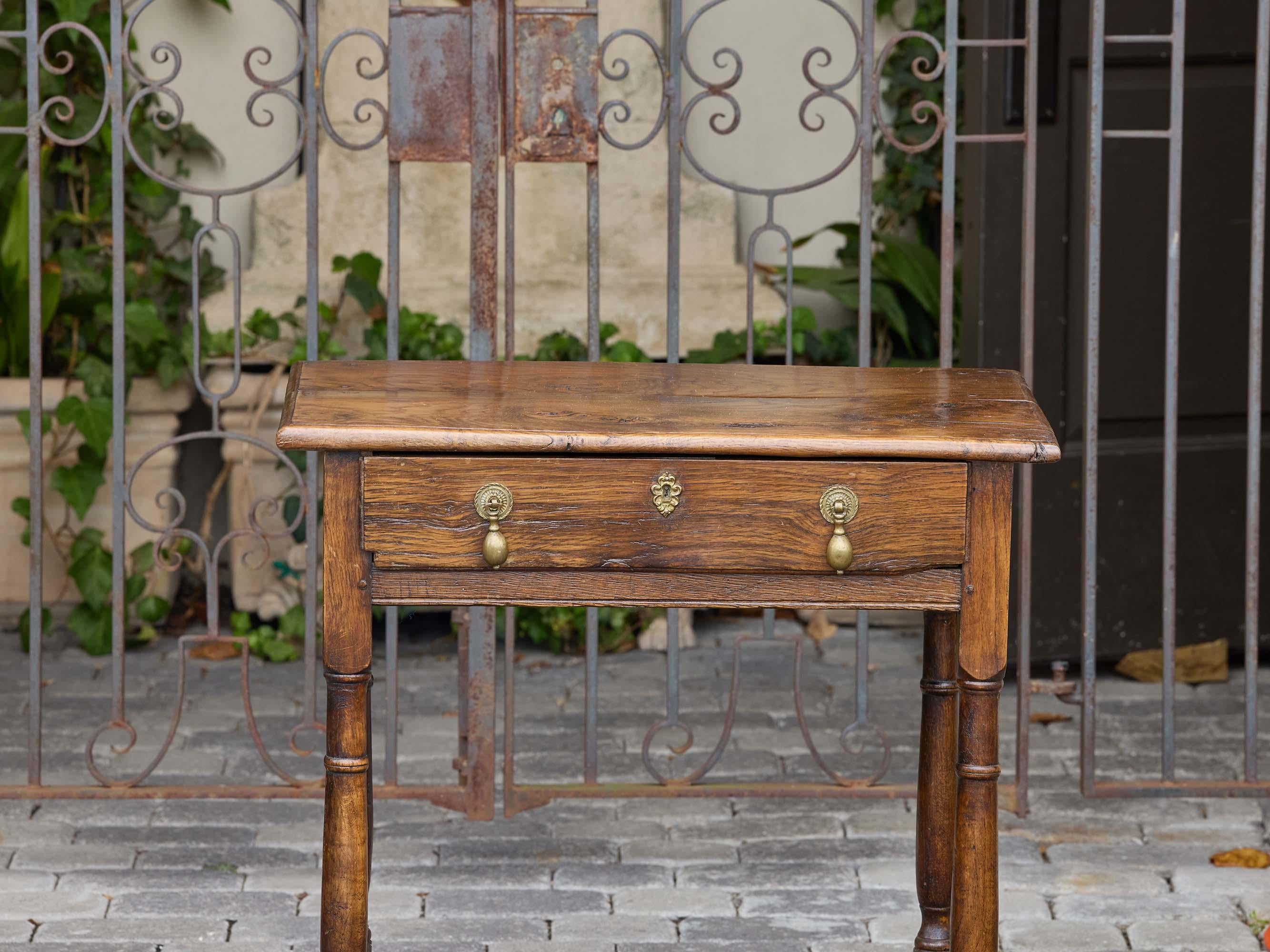 English 19th Century Rustic Elm Table with Drawer and Stretcher Base For Sale 2