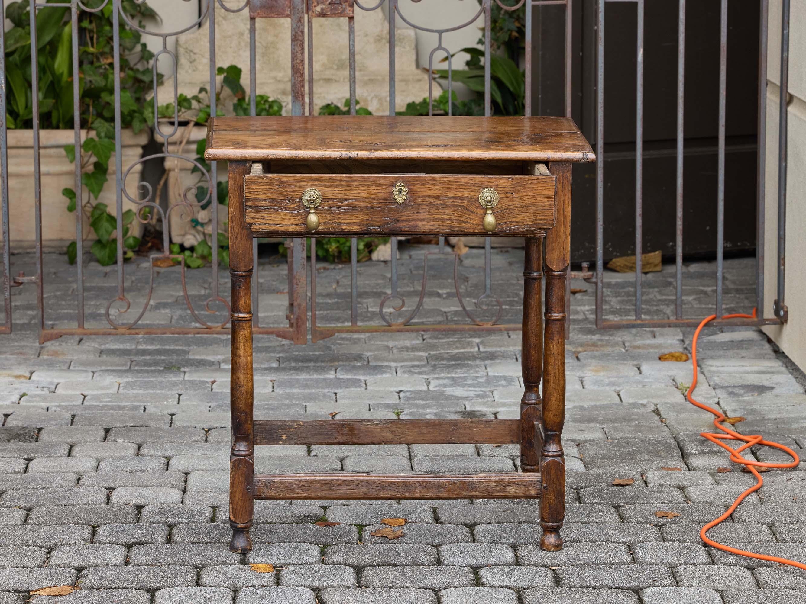 English 19th Century Rustic Elm Table with Drawer and Stretcher Base For Sale 3