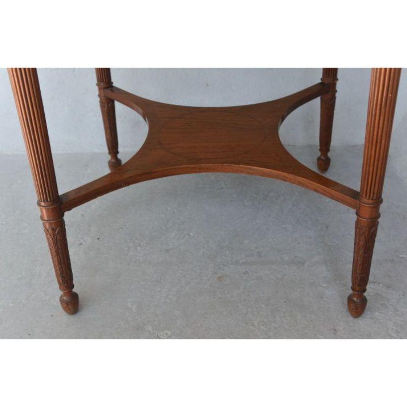 XIXe siècle The Pedestal Table anglaise du 19ème siècle en bois satiné en vente