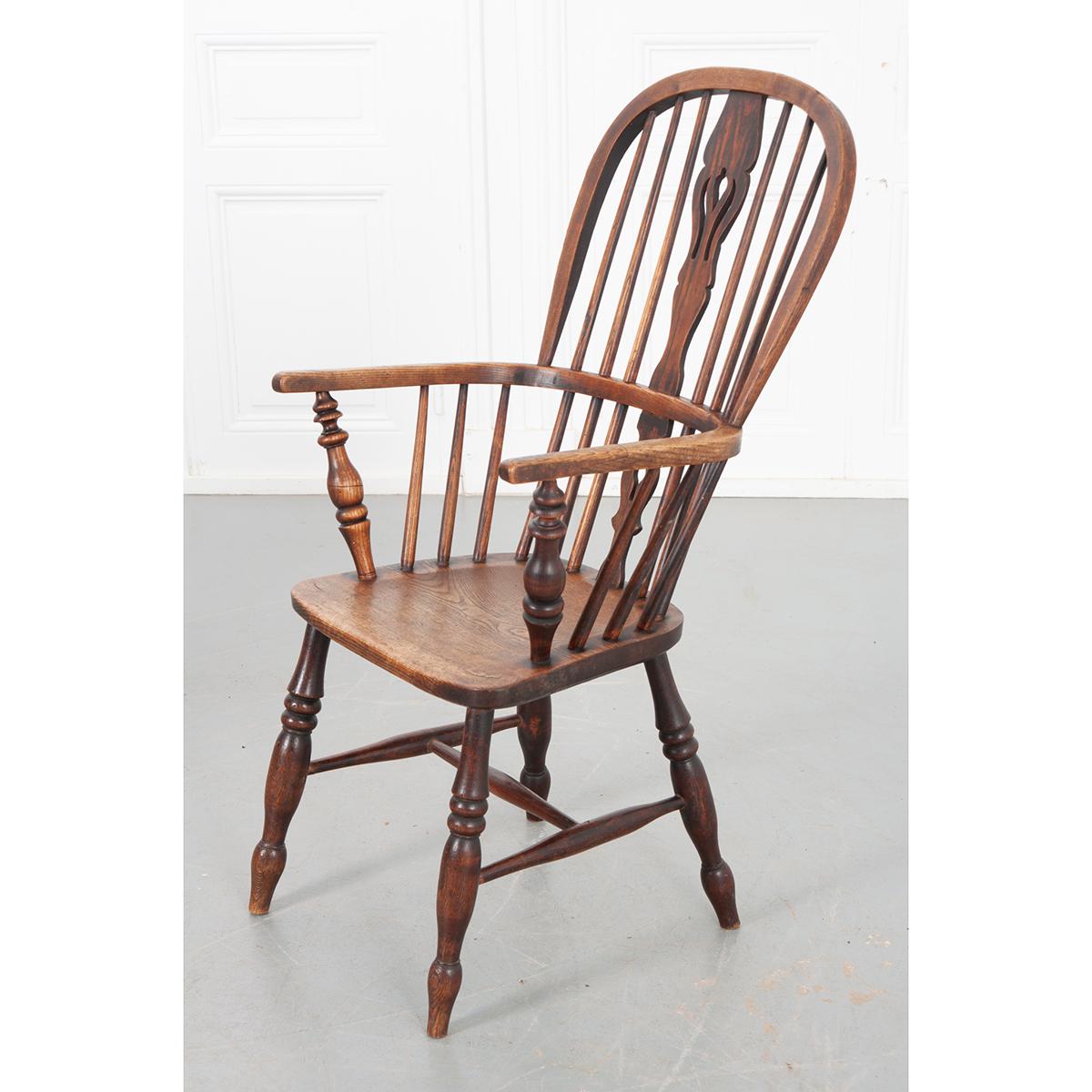 Englischer Satz von 8 Windsor-Sesseln aus Eiche, 19. Jahrhundert im Angebot 8