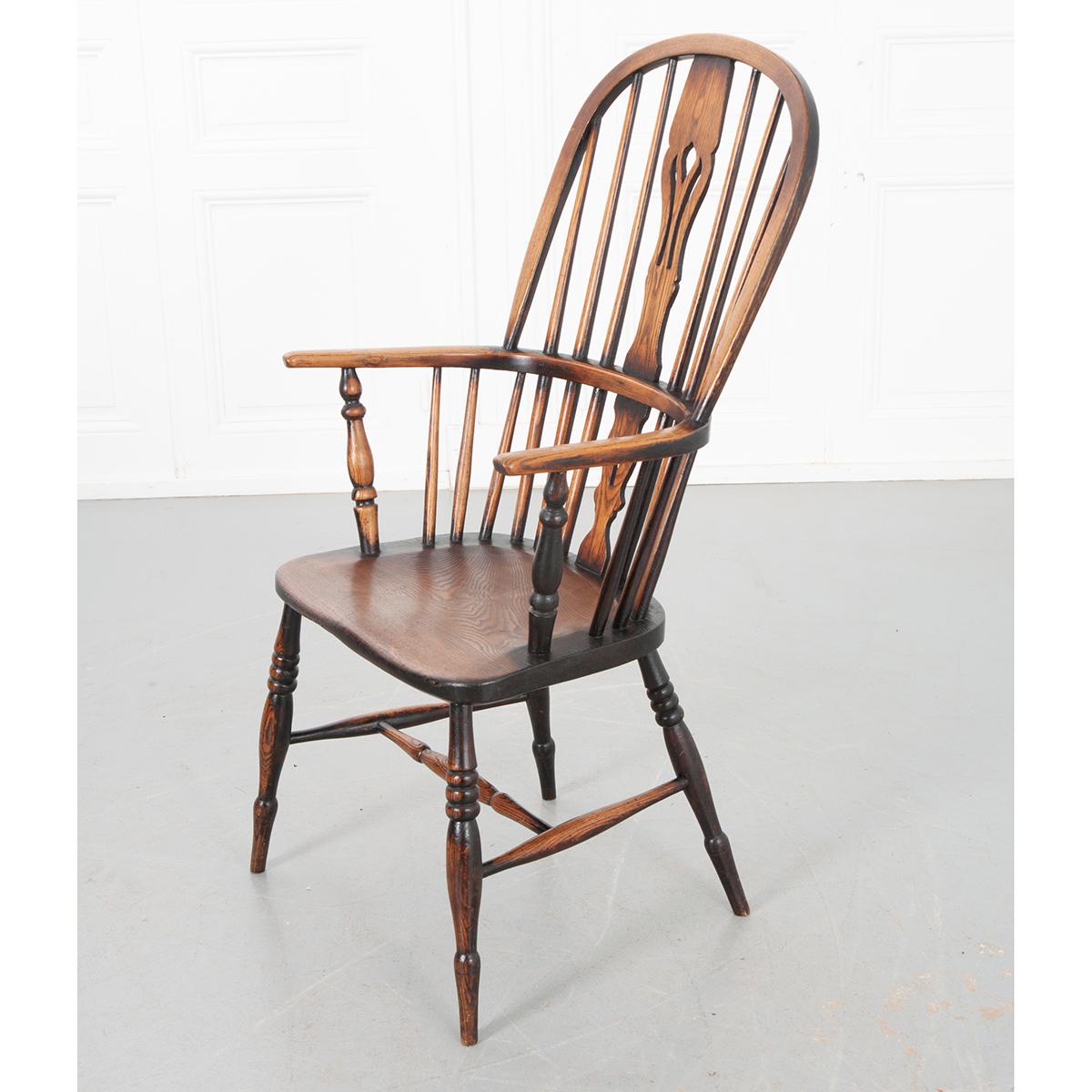 Englischer Satz von 8 Windsor-Sesseln aus Eiche, 19. Jahrhundert im Angebot 12