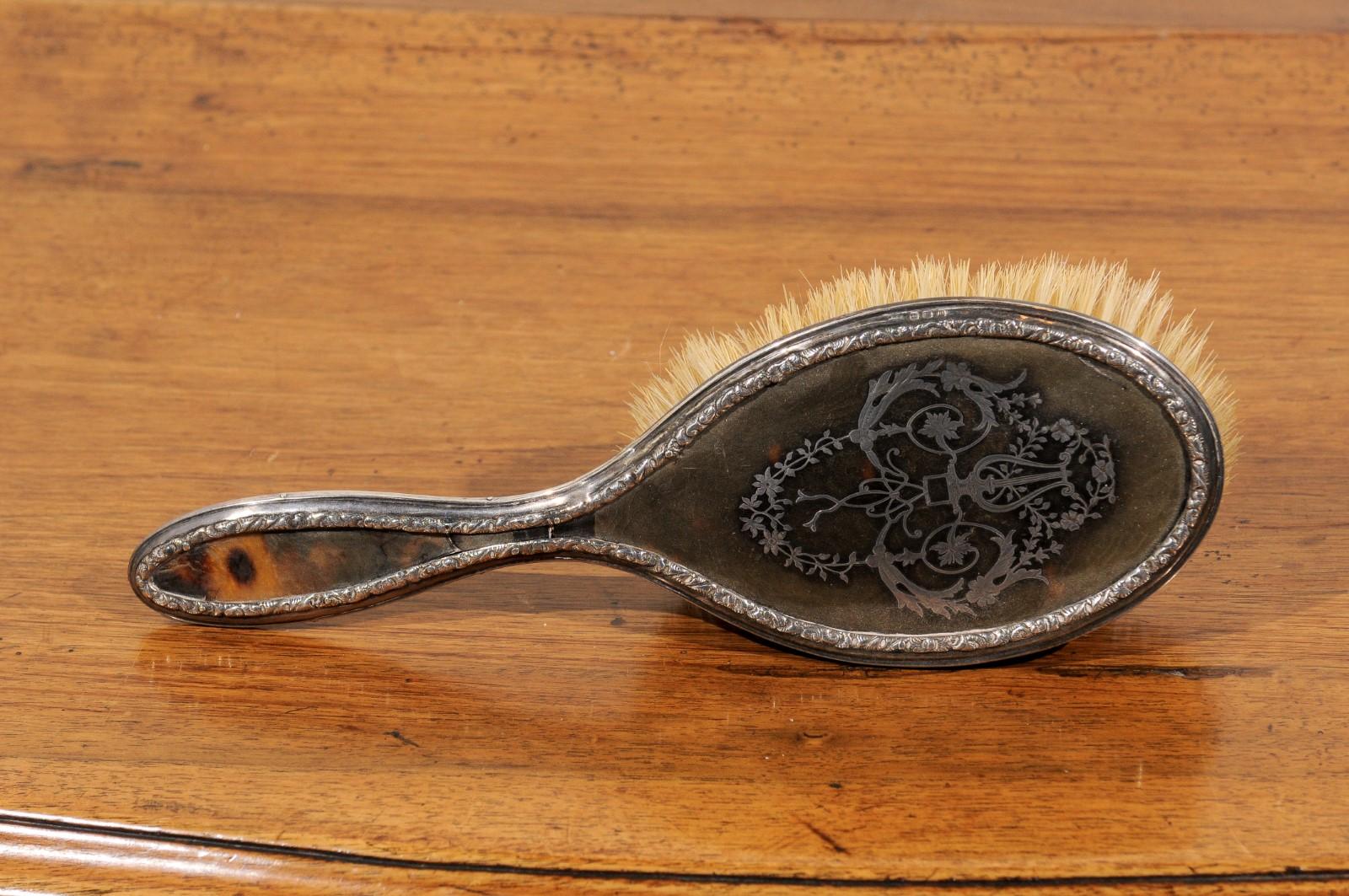 English 19th Century Silver Dressing Table Brush with Lyre and Floral Arabesques For Sale 7