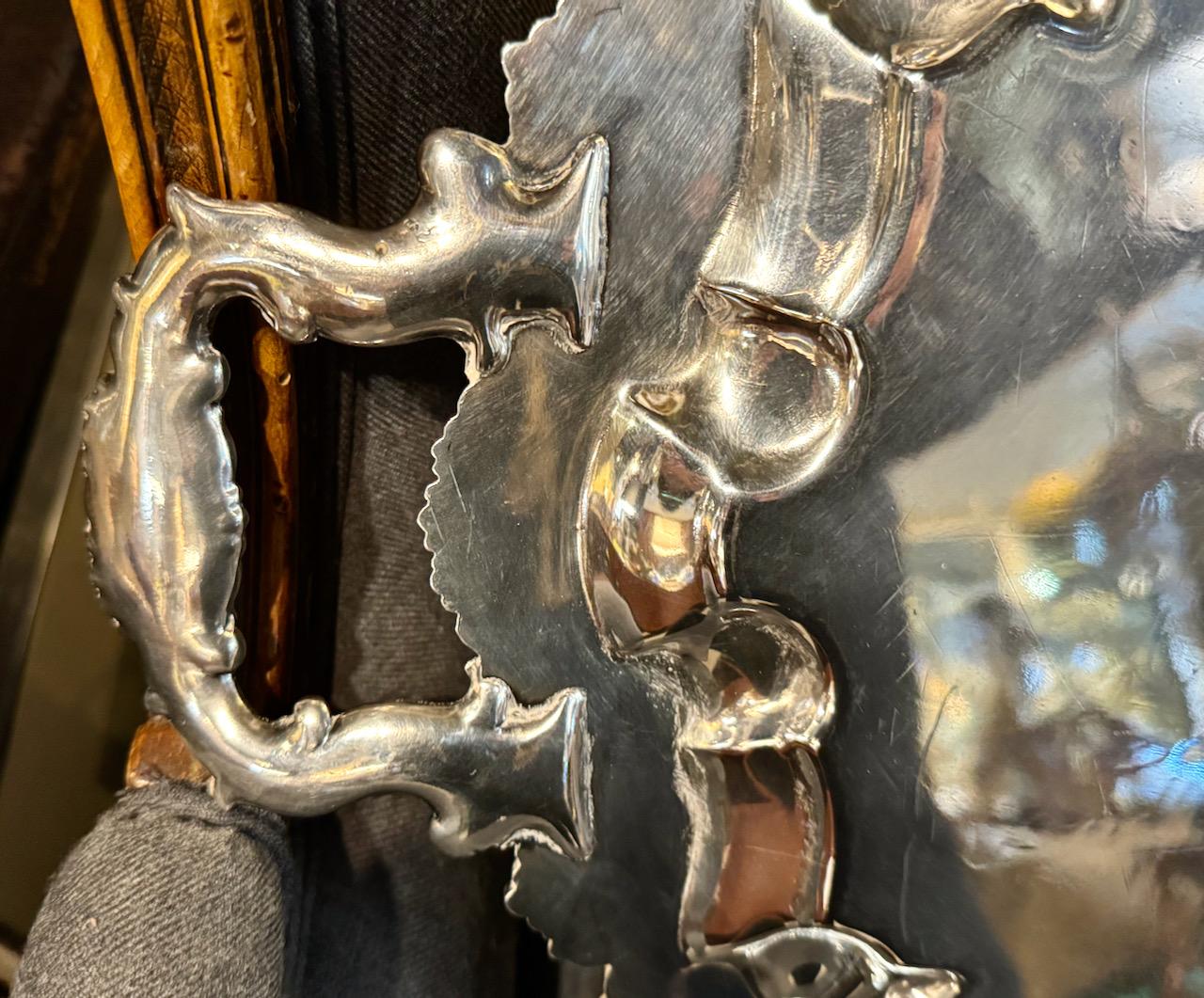 Vassoio da tè inglese in argento del XIX secolo in vendita 5