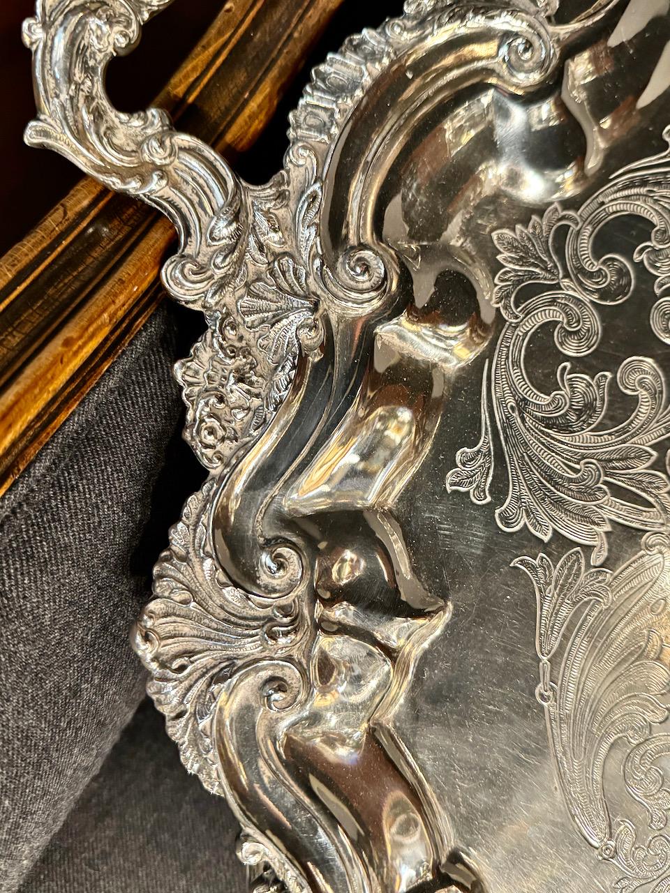 Placcato argento Vassoio da tè inglese in argento del XIX secolo in vendita