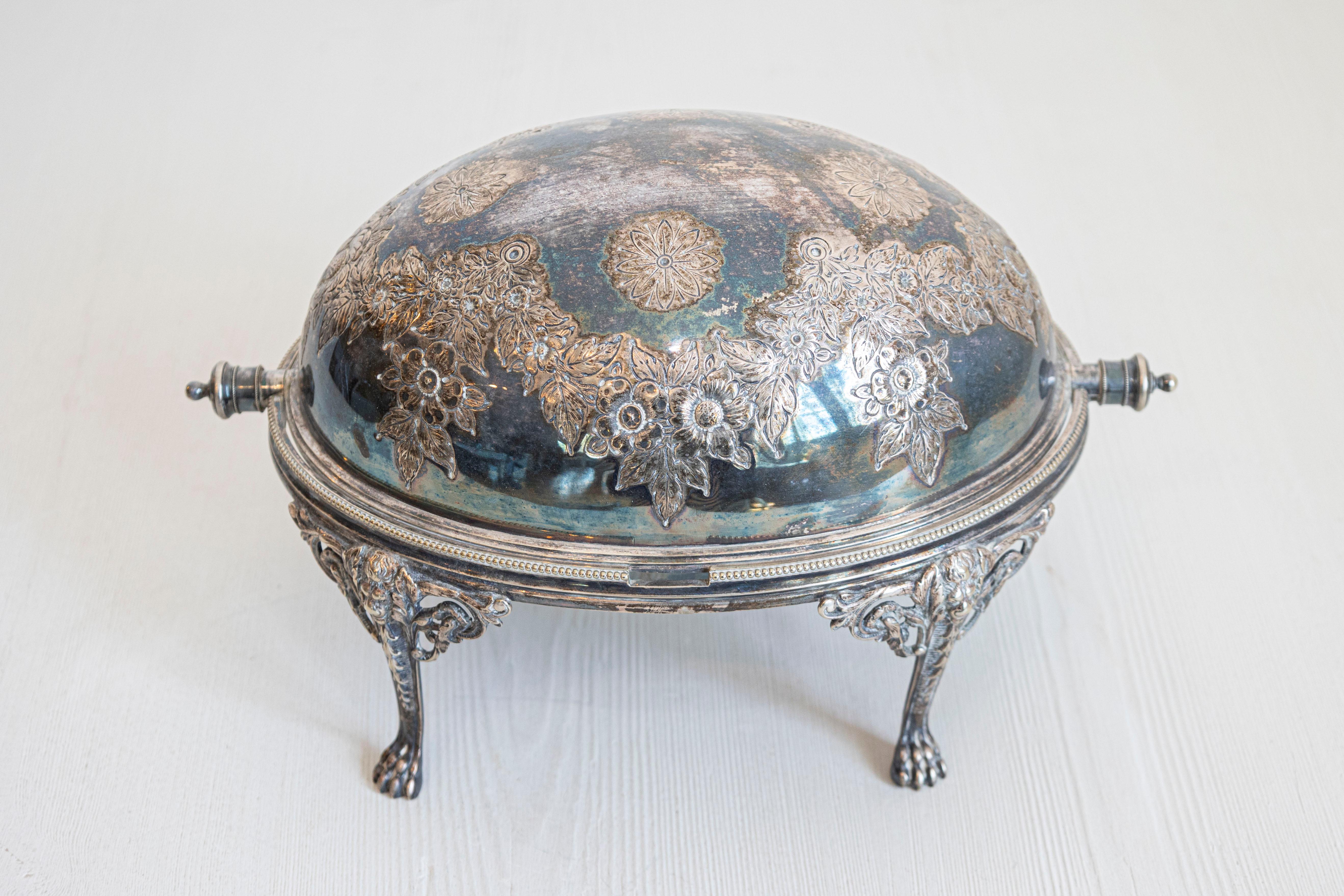 English 19th Century Silver Plated Asparagus Dish Warmer with Cabriole Legs For Sale 2