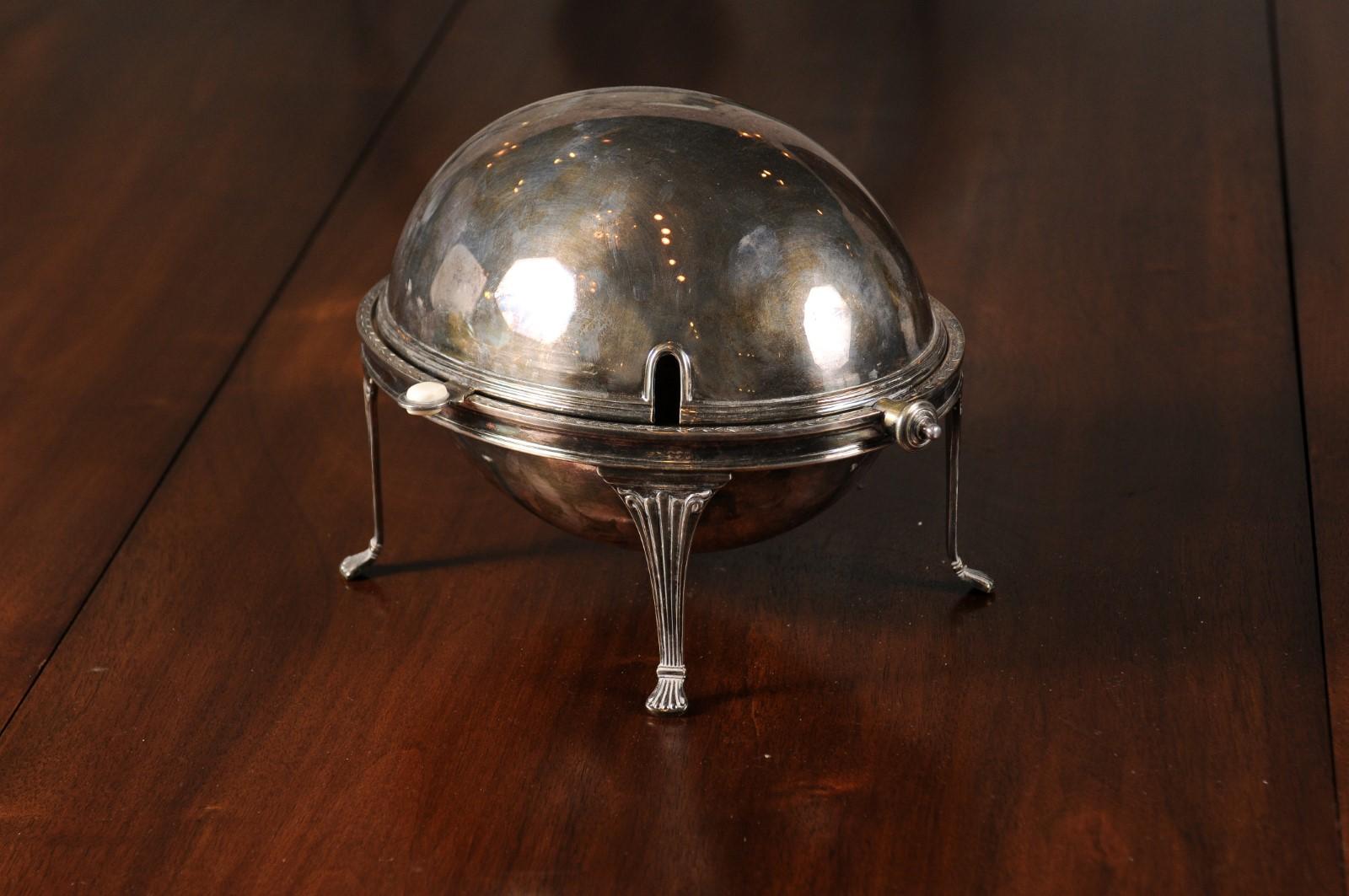 English 19th Century Silver Plated Food Warmer with Cabriole Legs and Paw Feet 6