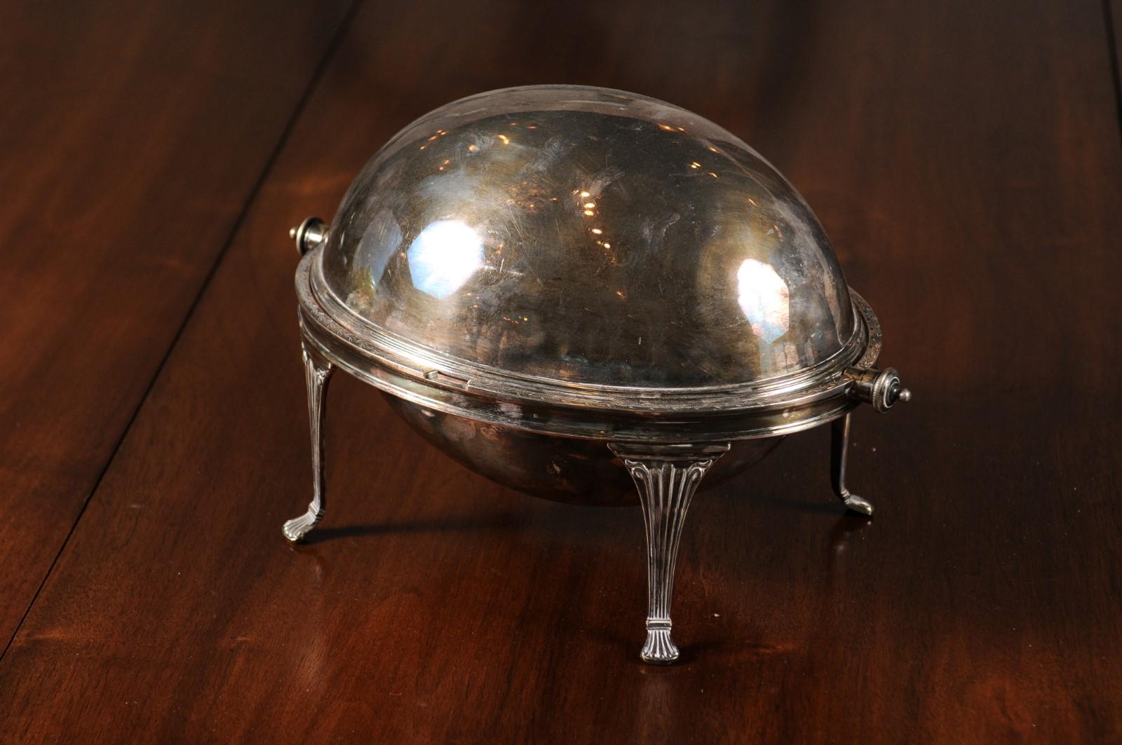 English 19th Century Silver Plated Food Warmer with Cabriole Legs and Paw Feet 3