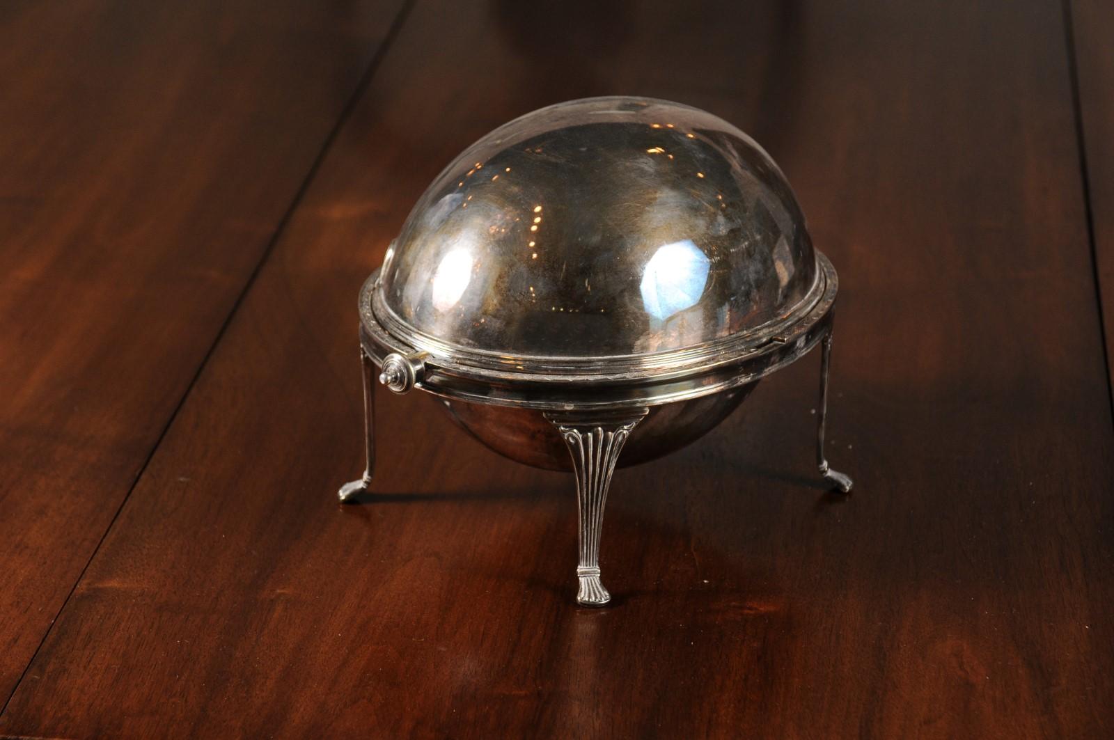 English 19th Century Silver Plated Food Warmer with Cabriole Legs and Paw Feet 4