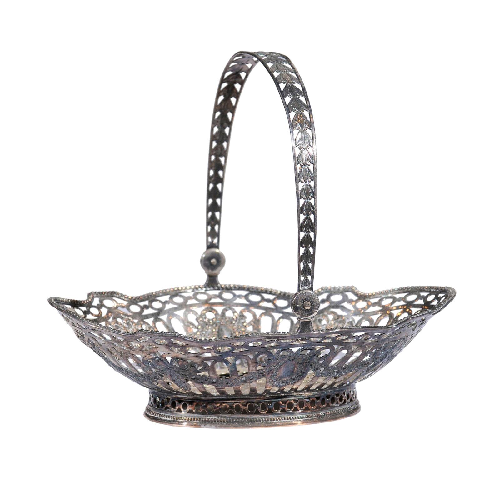 English 19th Century Silver Plated Oval Bread Basket with Putti and Garlands