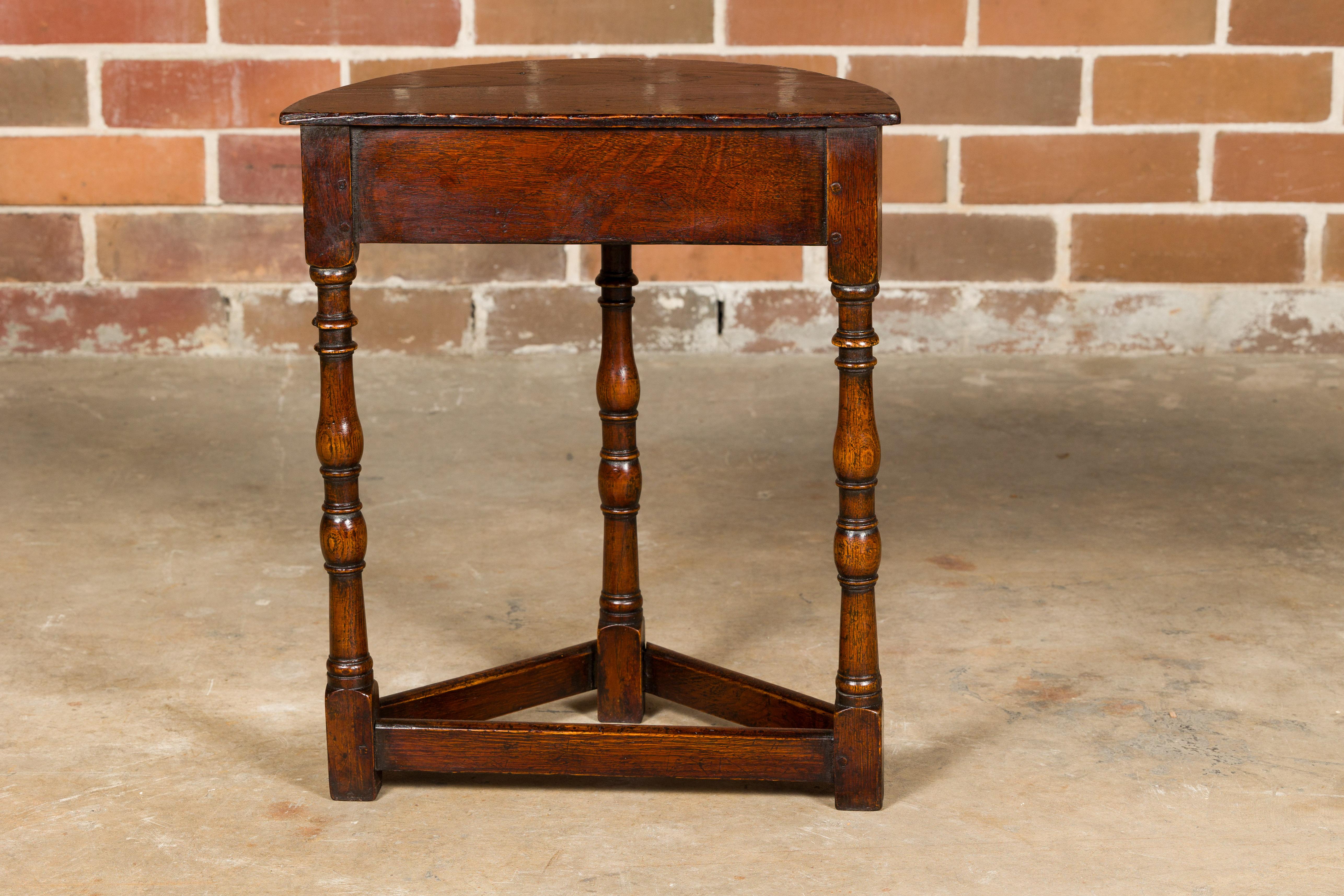 English 19th Century Small Oak Demi-Lune Table with Turned Legs and Carved Apron 3