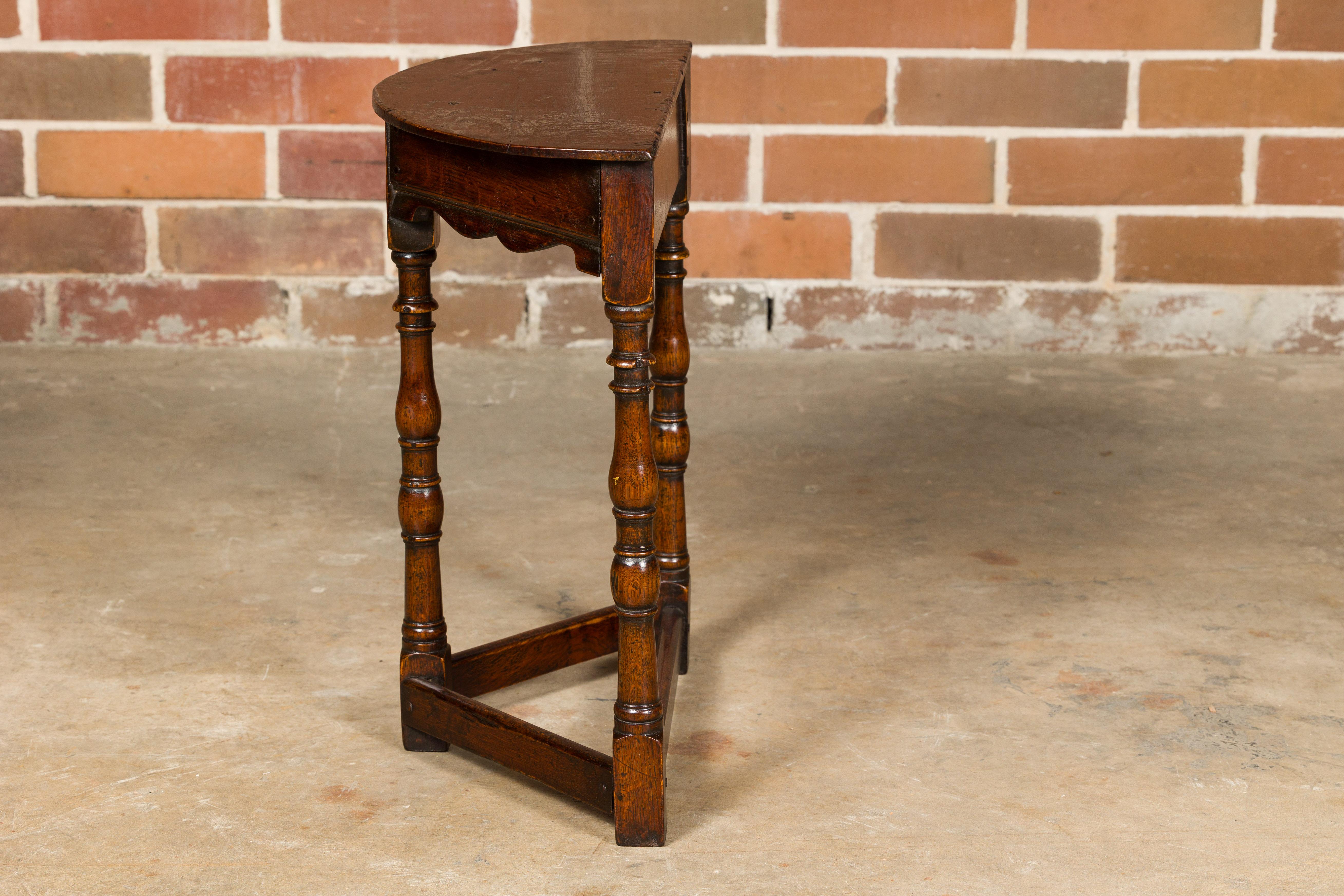 English 19th Century Small Oak Demi-Lune Table with Turned Legs and Carved Apron 4