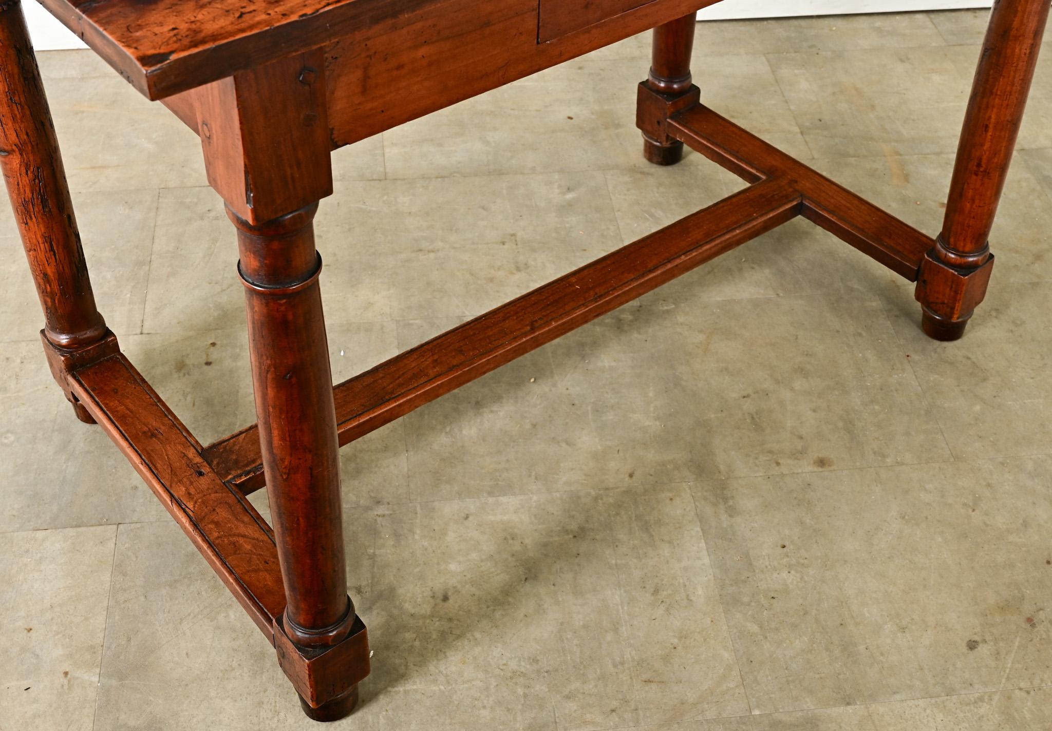 Altro Scrivania inglese del XIX secolo in Oak massiccio in vendita