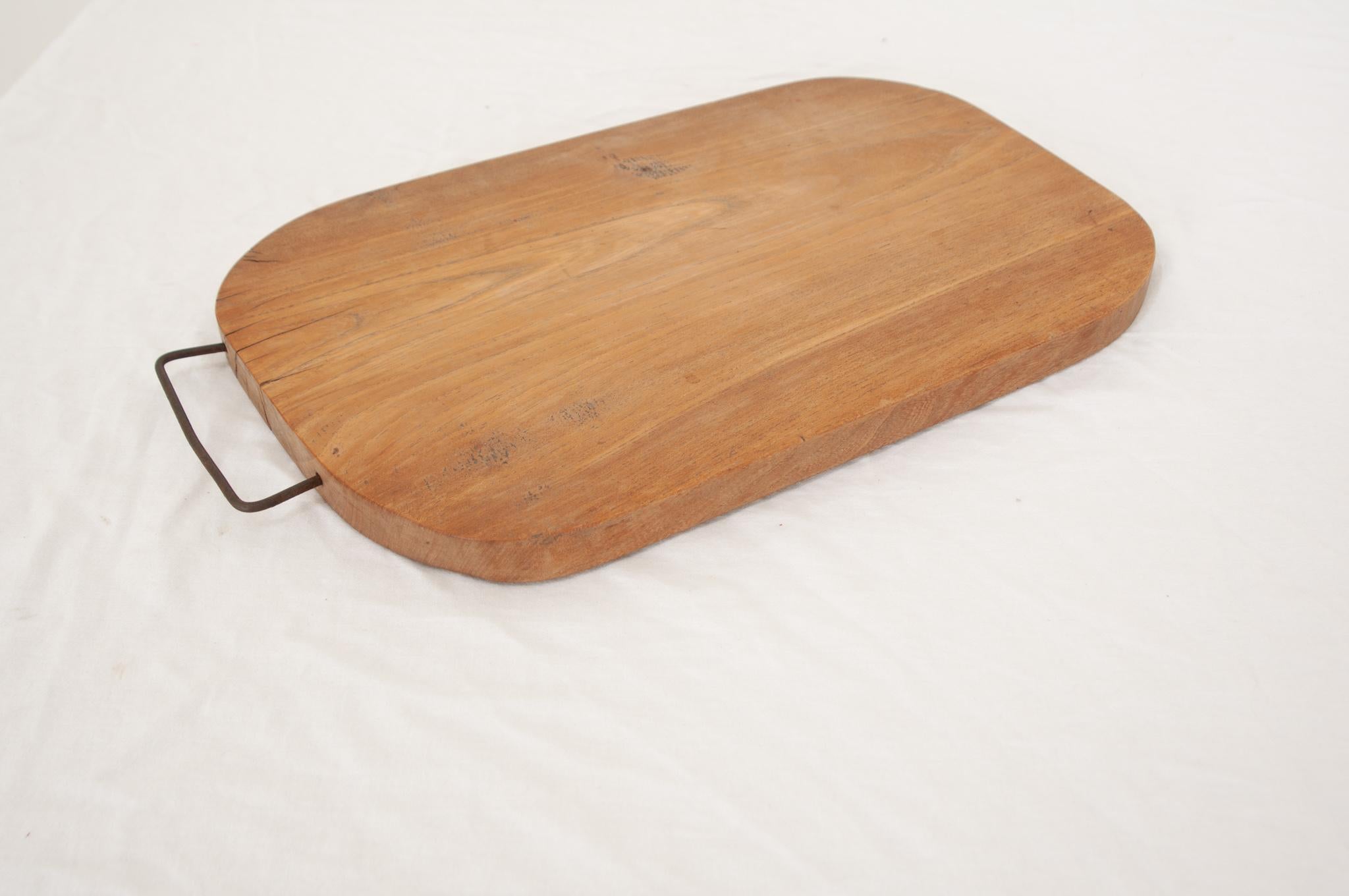 Rustic English 19th Century Solid Wood Cutting Board For Sale