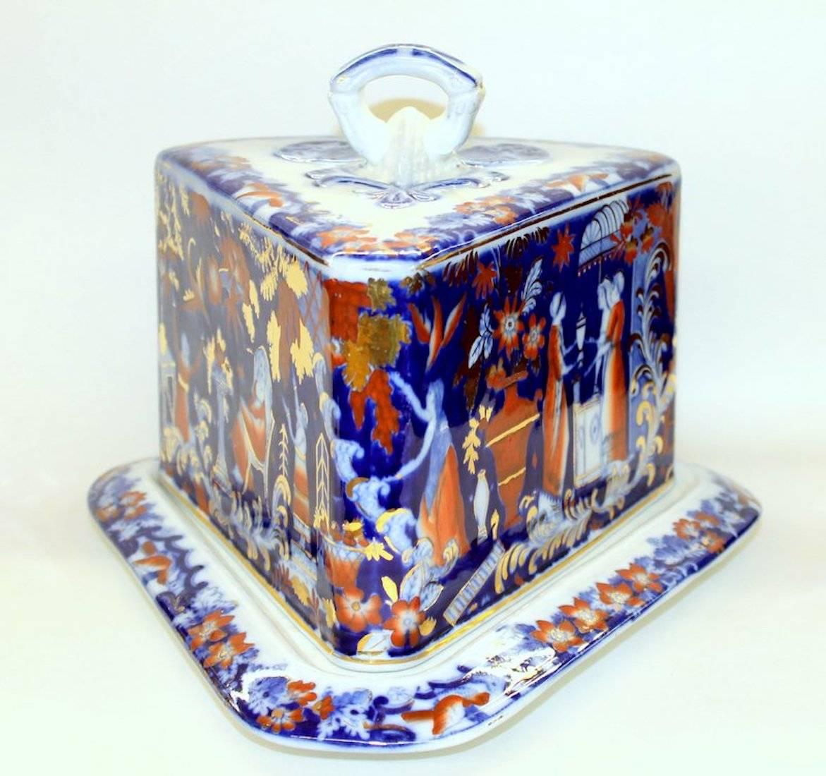 Hand-Painted English 19th Century Staffordshire Earthenware Flow Blue and Imari Cheese Dish