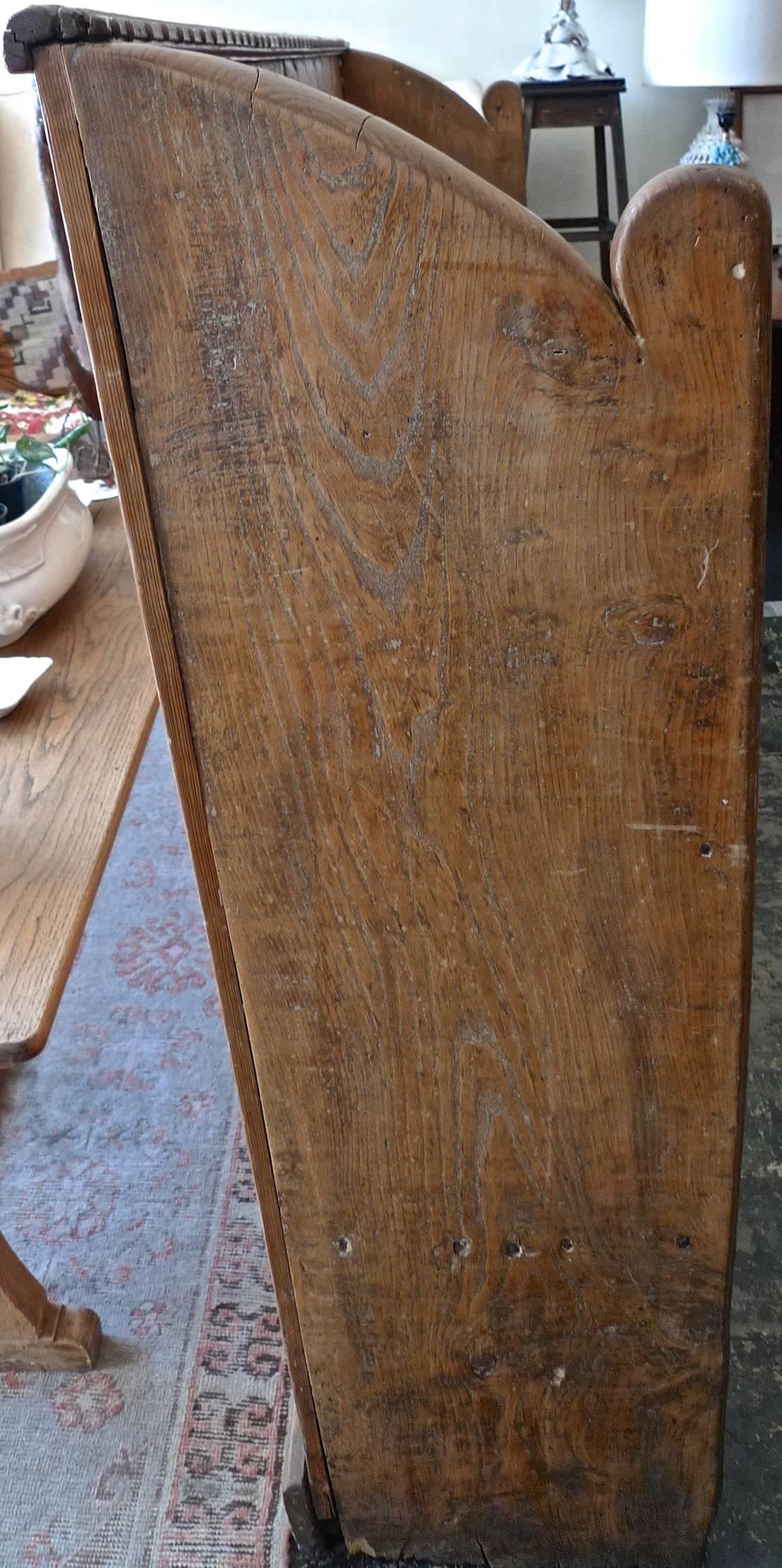 English 19th Century Stained Pine Church Pew In Distressed Condition In Santa Monica, CA