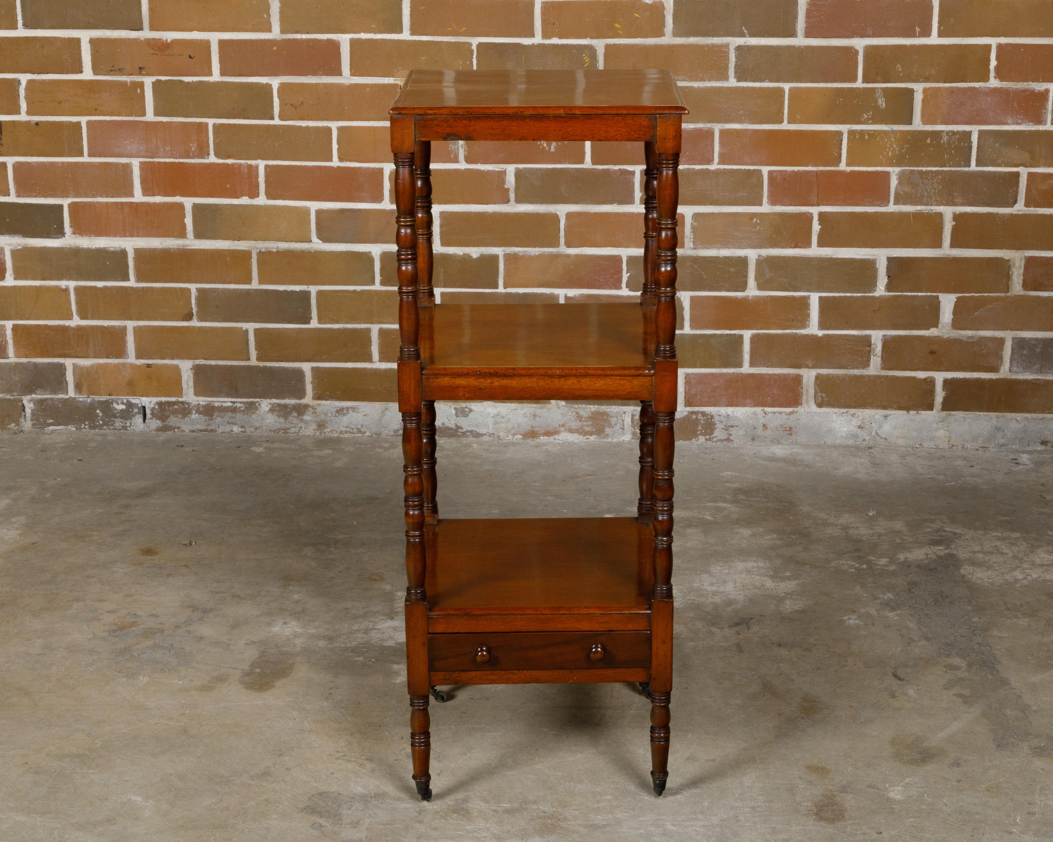 English 19th Century Three-Tiered Étagère with Low Drawer and Turned Supports For Sale 10