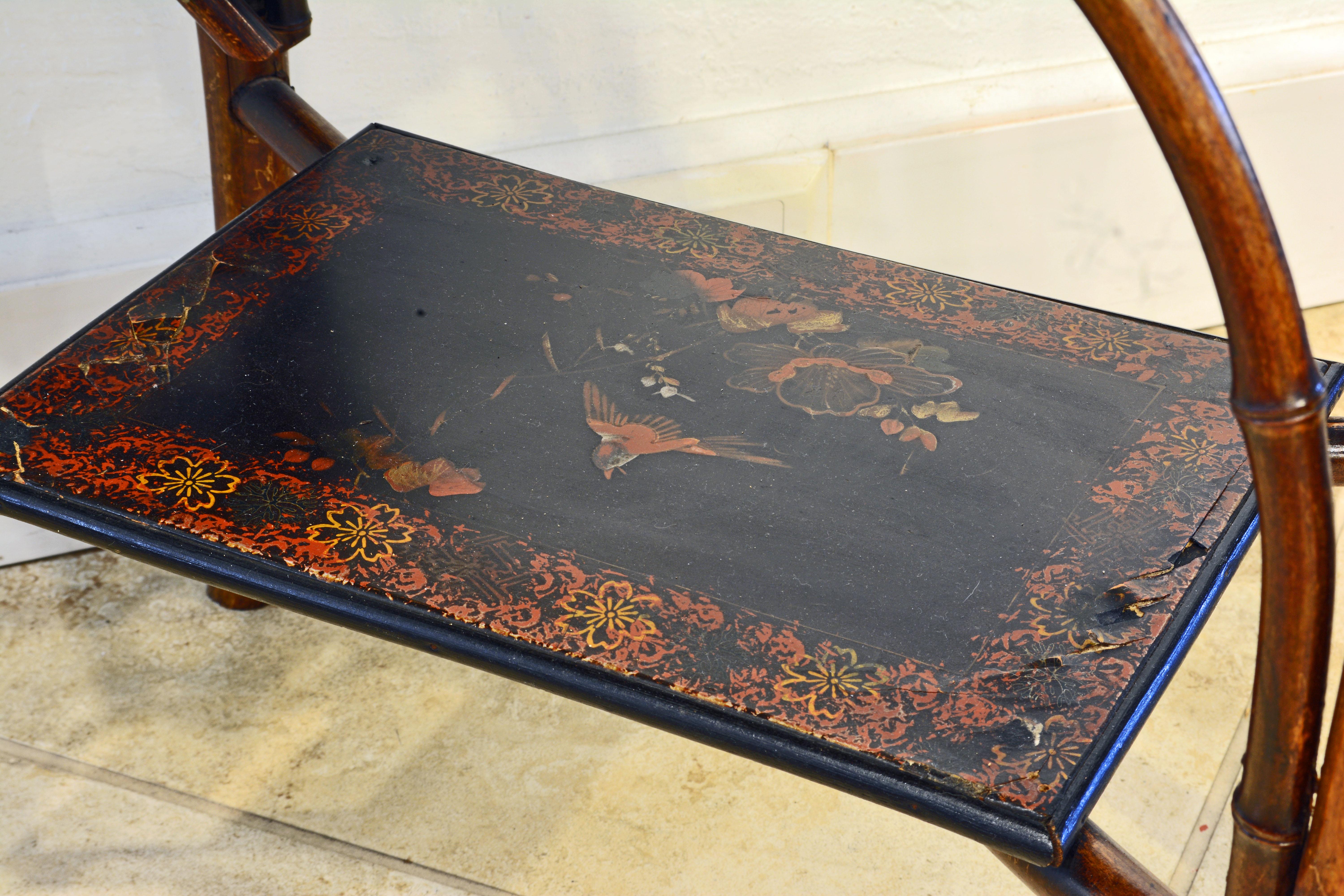English 19th Century Two-Tier Japanned Lacquered Bamboo Table with Side Shelf In Good Condition In Ft. Lauderdale, FL