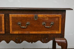 English 19th Century Two-Toned Oak Server with Drawers and Carved Apron