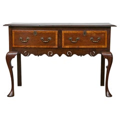 English 19th Century Two-Toned Oak Server with Drawers and Carved Apron