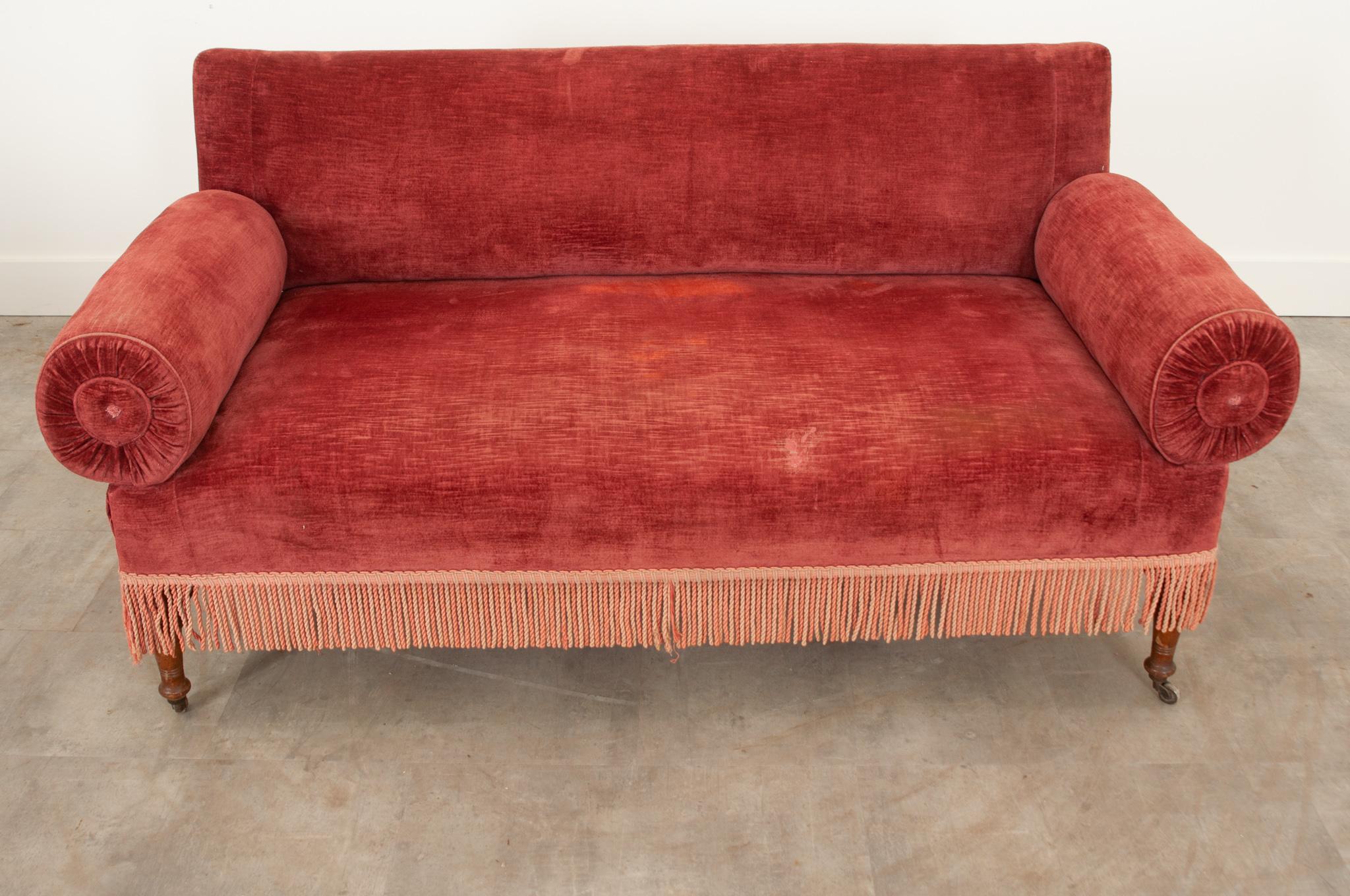 English 19th Century Velvet Sofa In Good Condition In Baton Rouge, LA