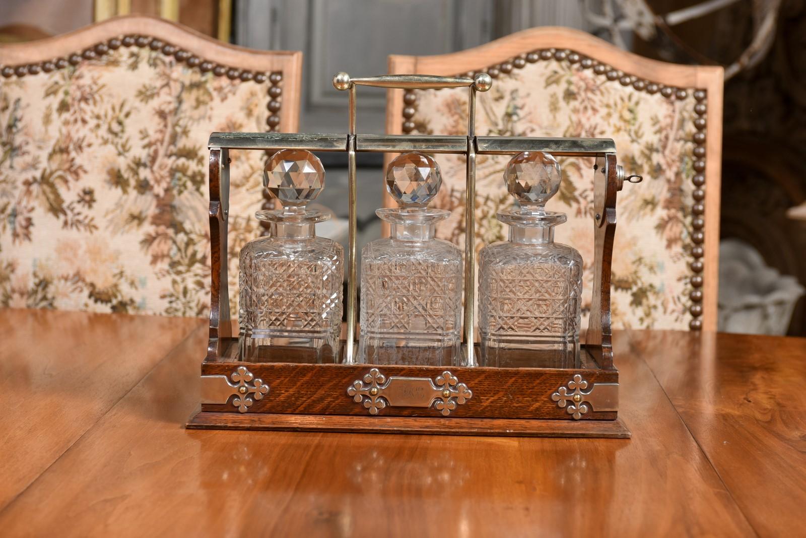 English 19th Century Victorian Locking Tantalus with Three Cut Glass Decanters For Sale 6