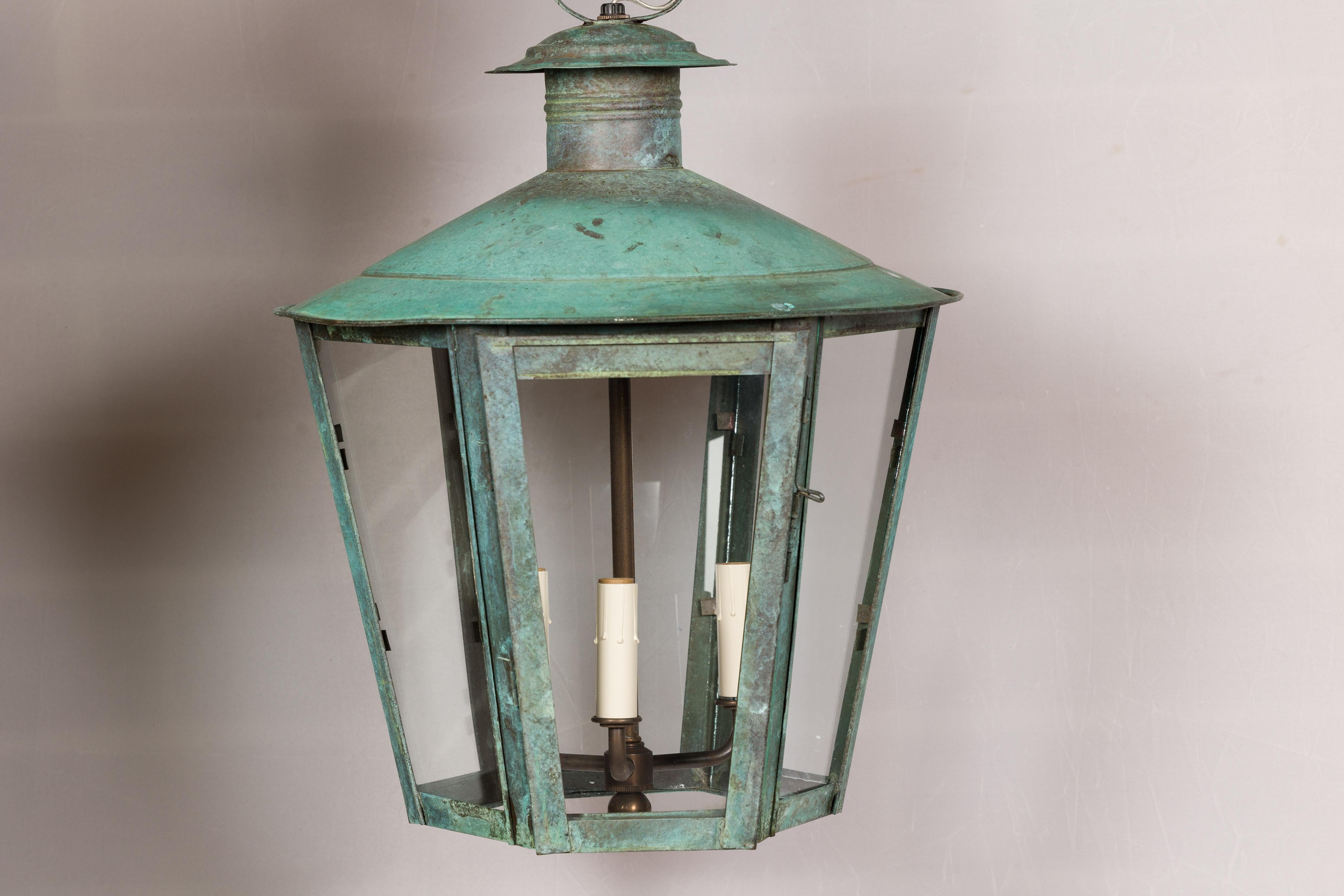 Englische dreiflammige Laterne aus Kupfer und Glas aus der viktorianischen Periode des 19. Jahrhunderts 7