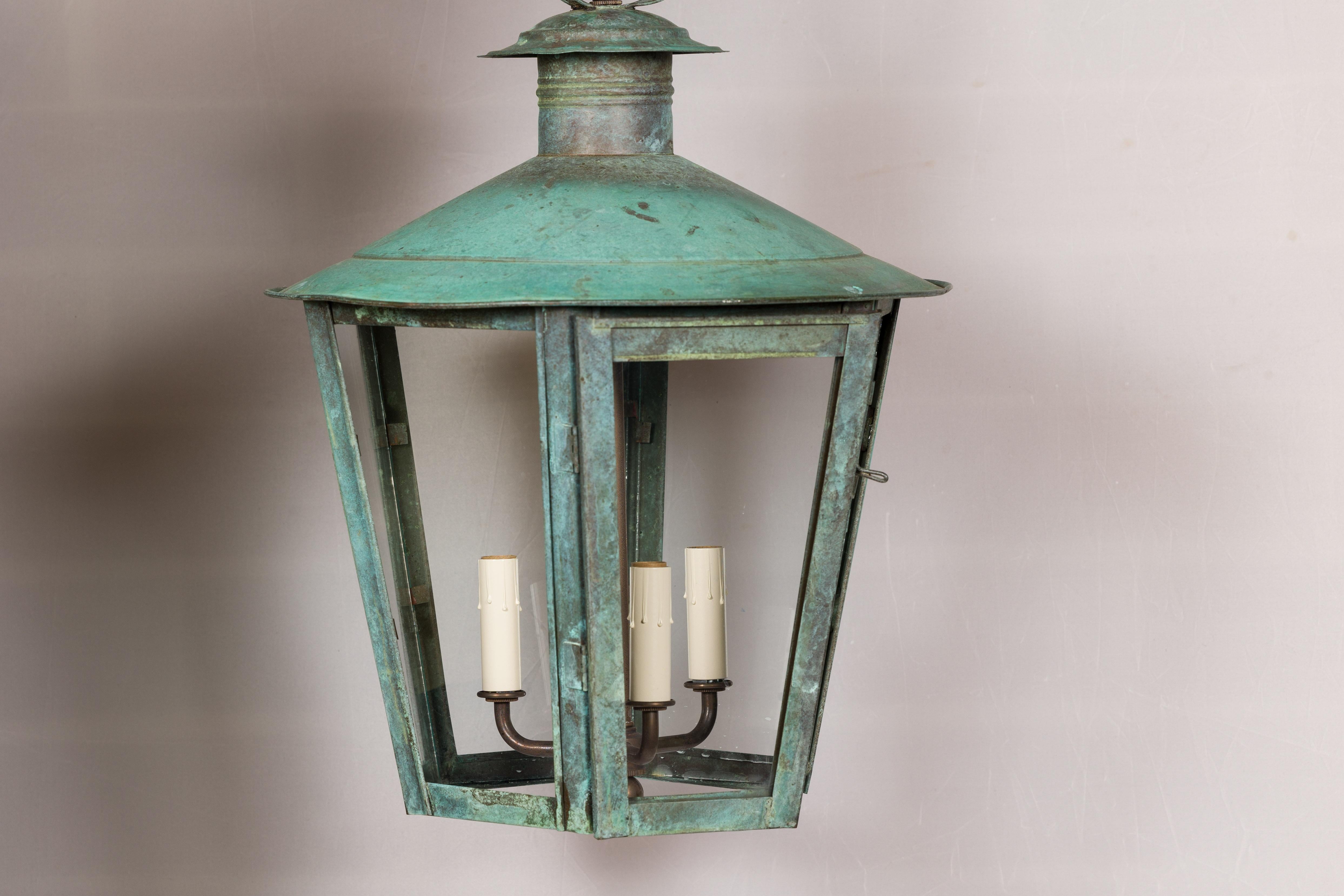English 19th Century Victorian Period Copper and Glass Three-Light Lantern For Sale 8