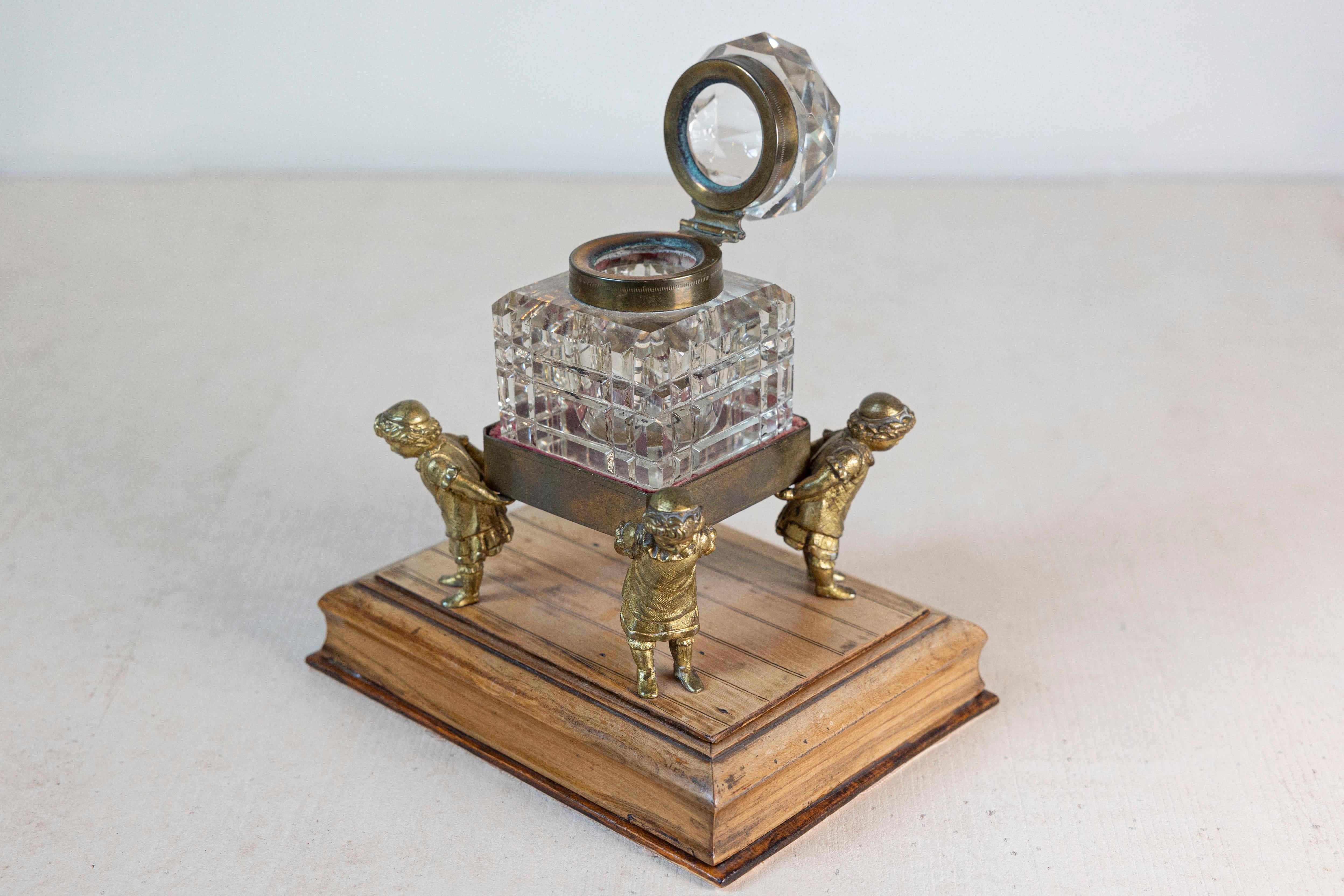 English 19th Century Victorian Period Crystal Inkwell Carried by Four Children In Good Condition For Sale In Atlanta, GA