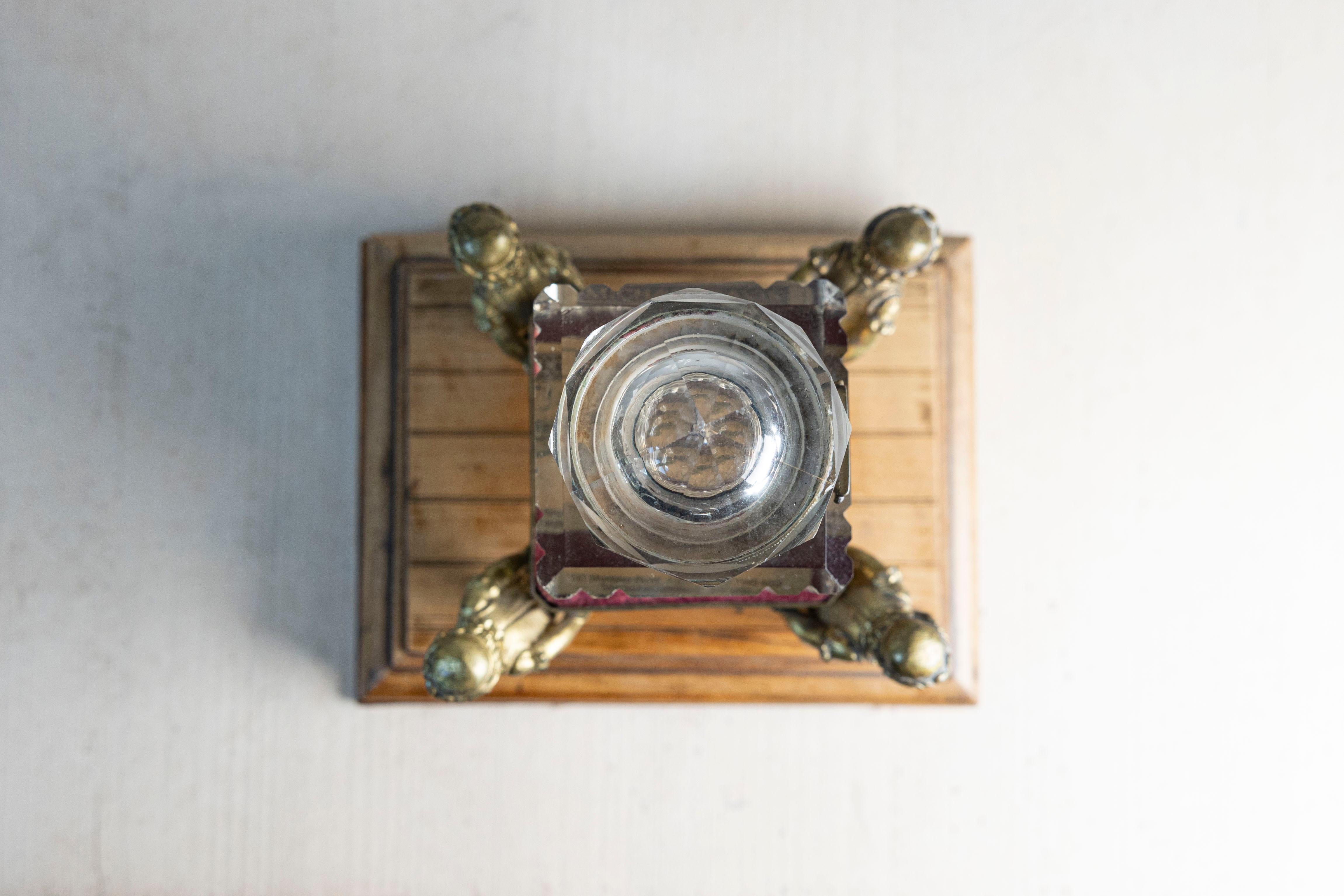 English 19th Century Victorian Period Crystal Inkwell Carried by Four Children For Sale 4