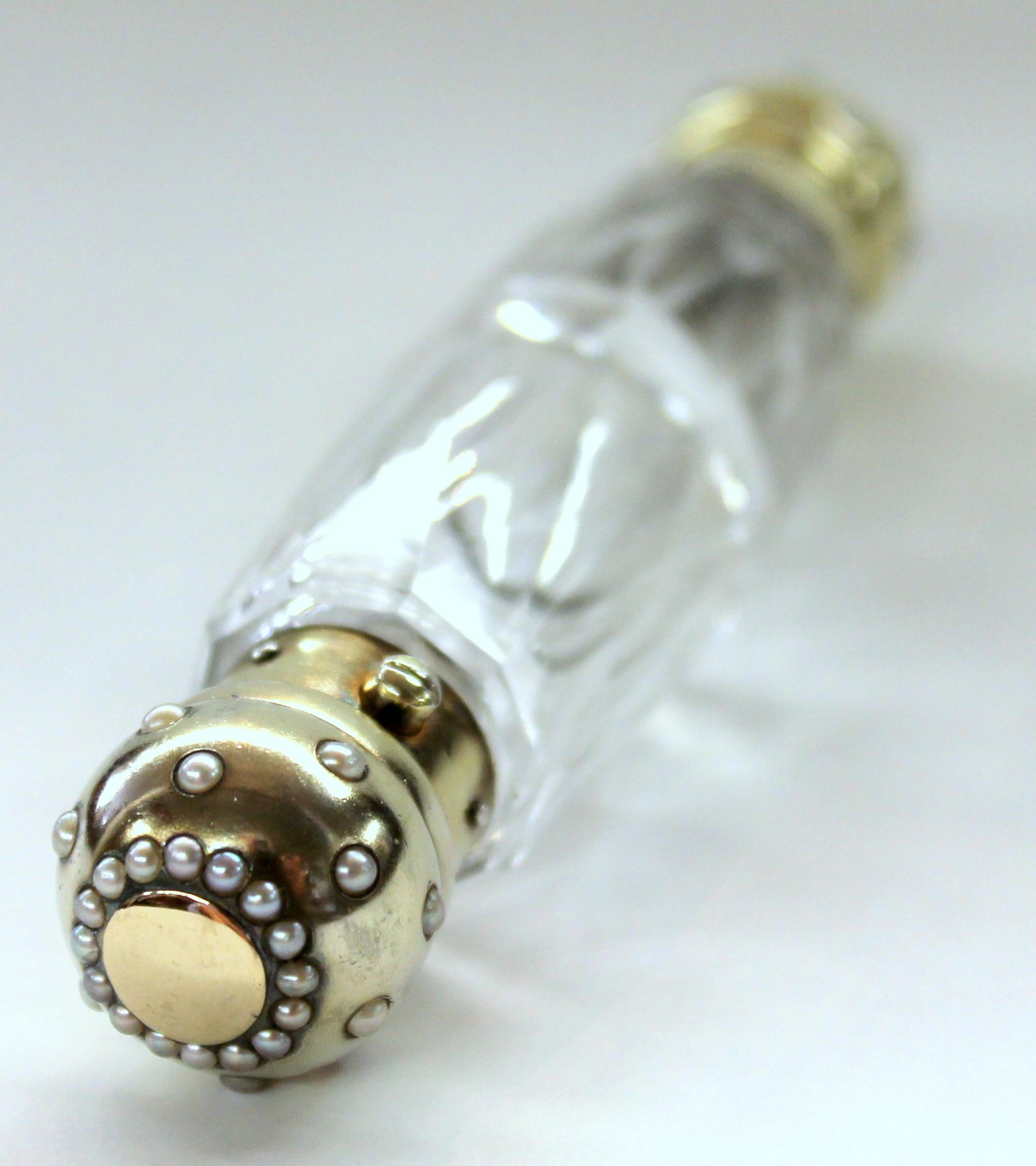 English 19th Century W. Leuchars Silver Gilt Two-Sided Cut Glass Scent Bottle For Sale 6