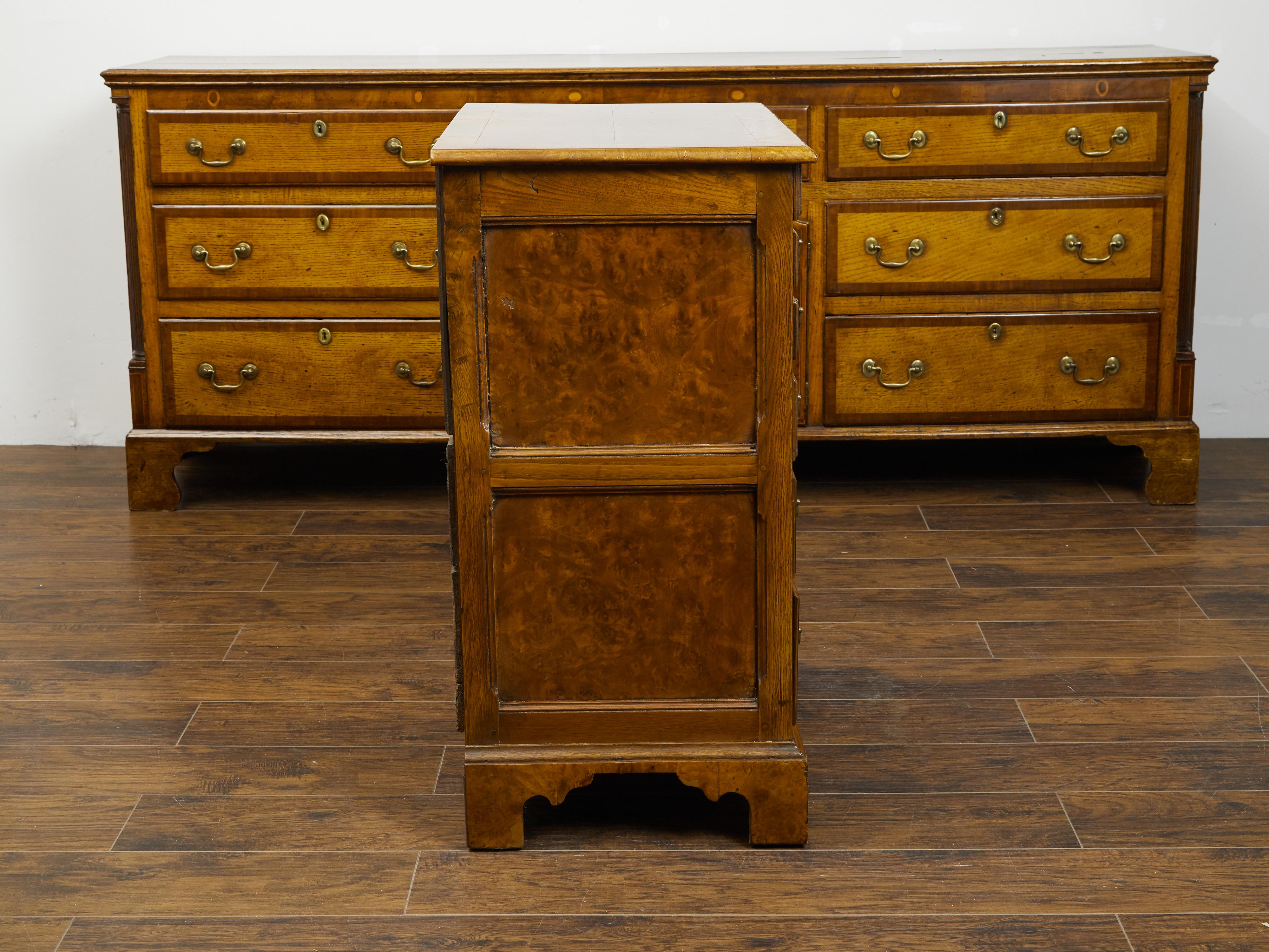 English 19th Century Walnut Commode with Graduating Drawers and Petite Door For Sale 2